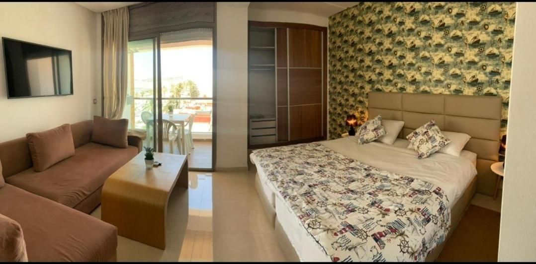 Studio Apartment with Sea View