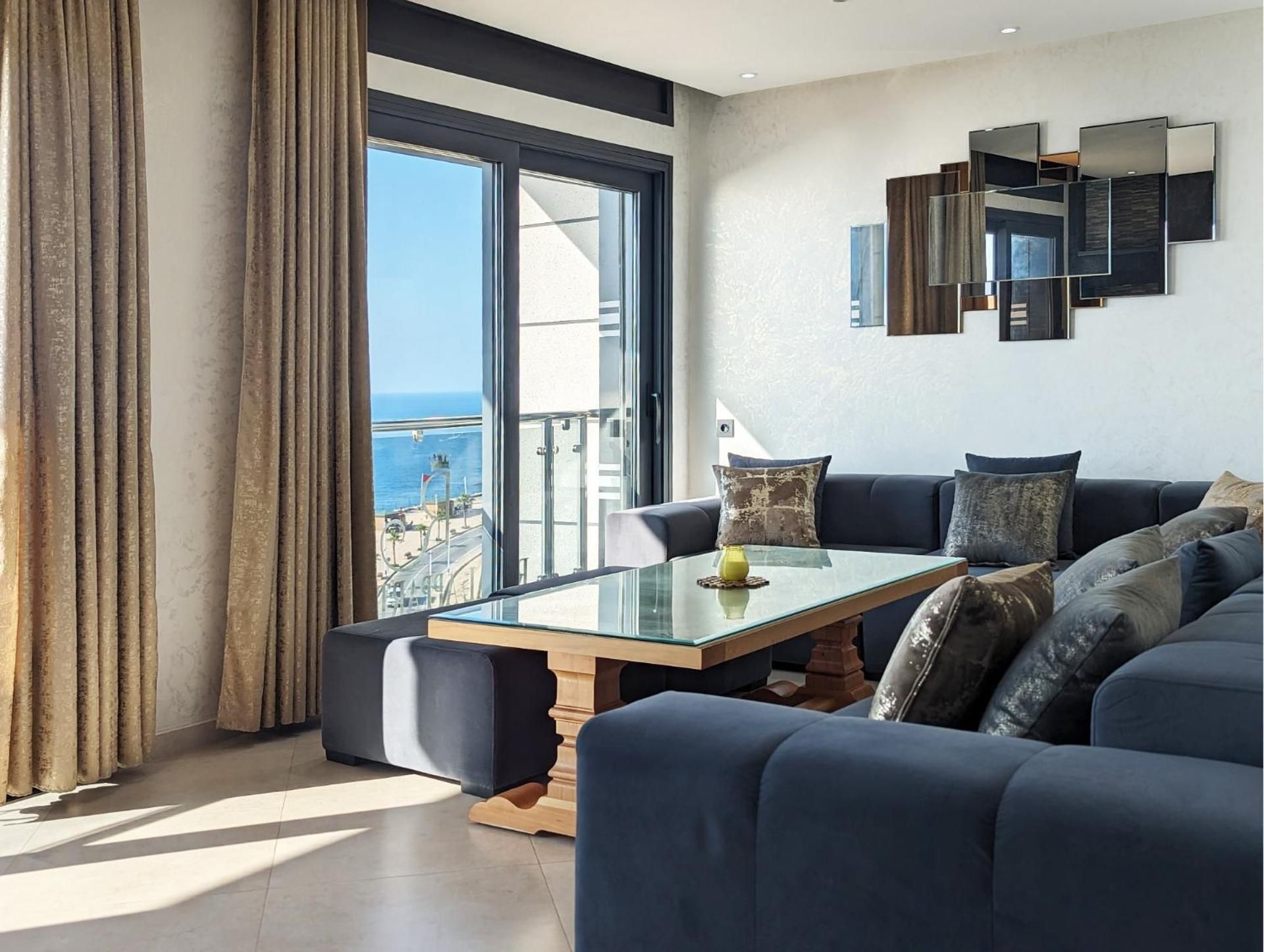 Apartment with Sea View