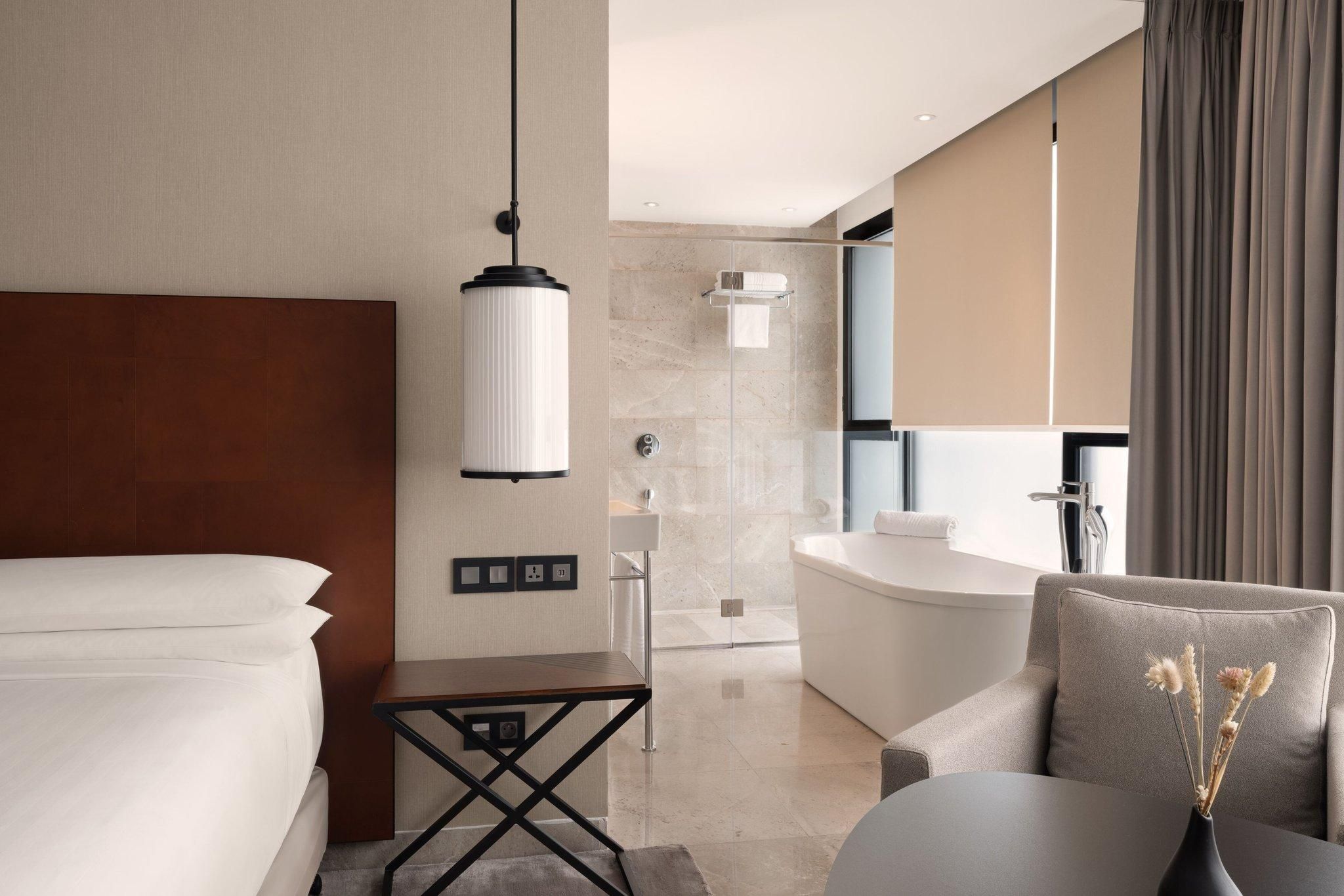 Junior Suite, 1 King