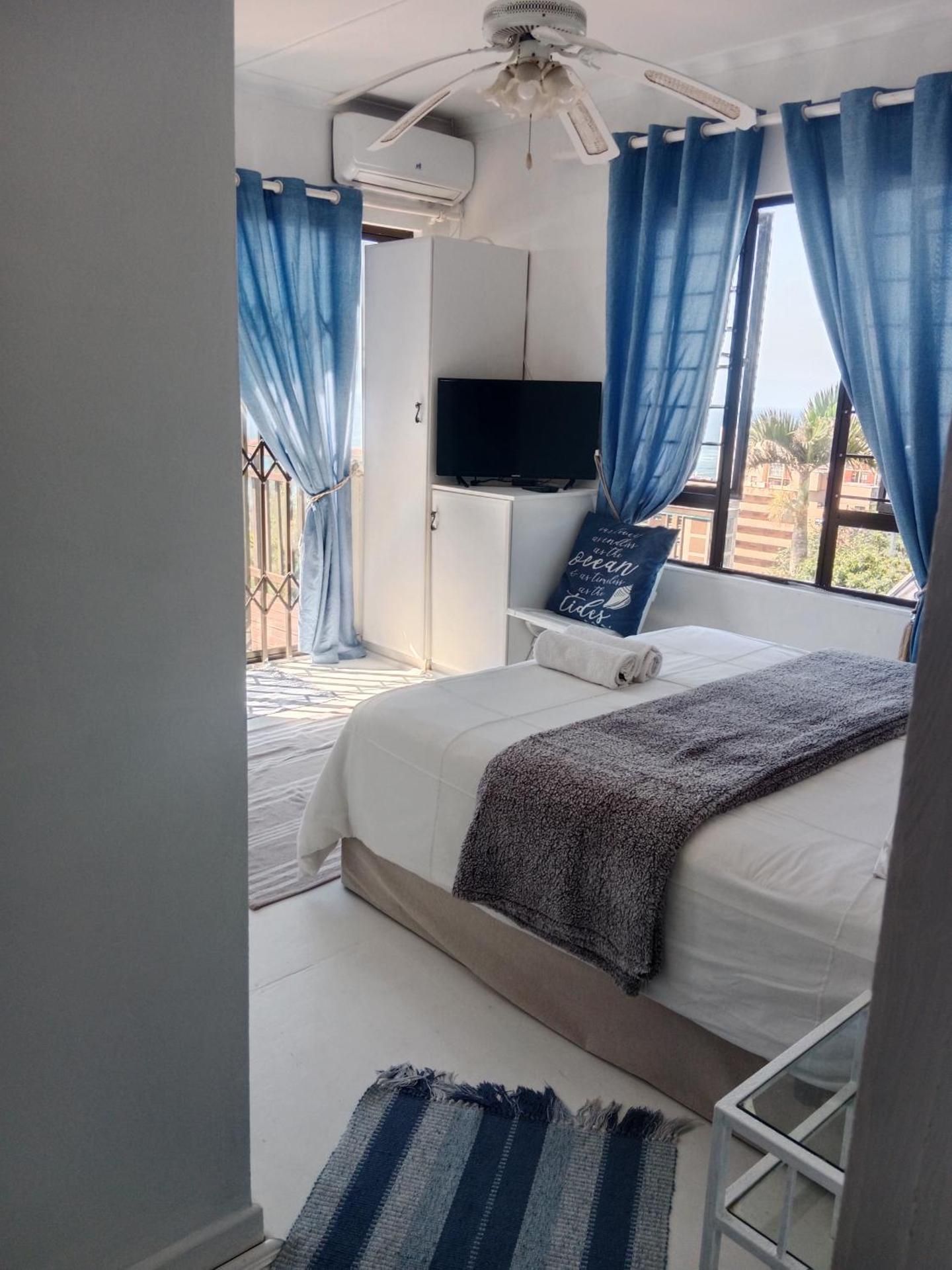 Double Room with Balcony and Sea View