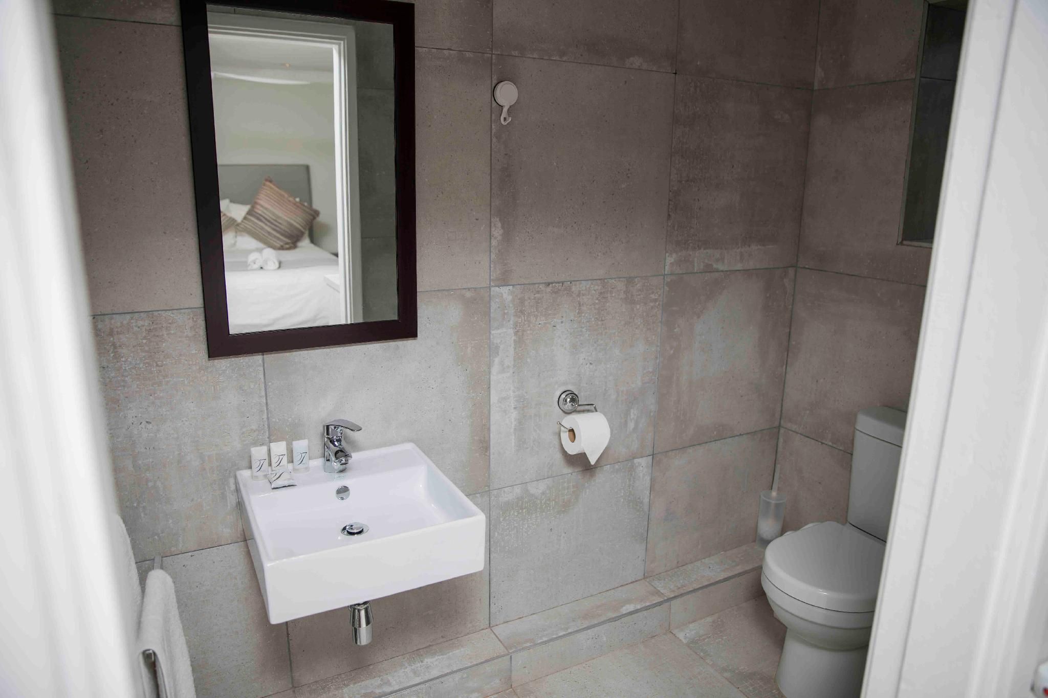 Palmwood Guesthouse Queen Room 3