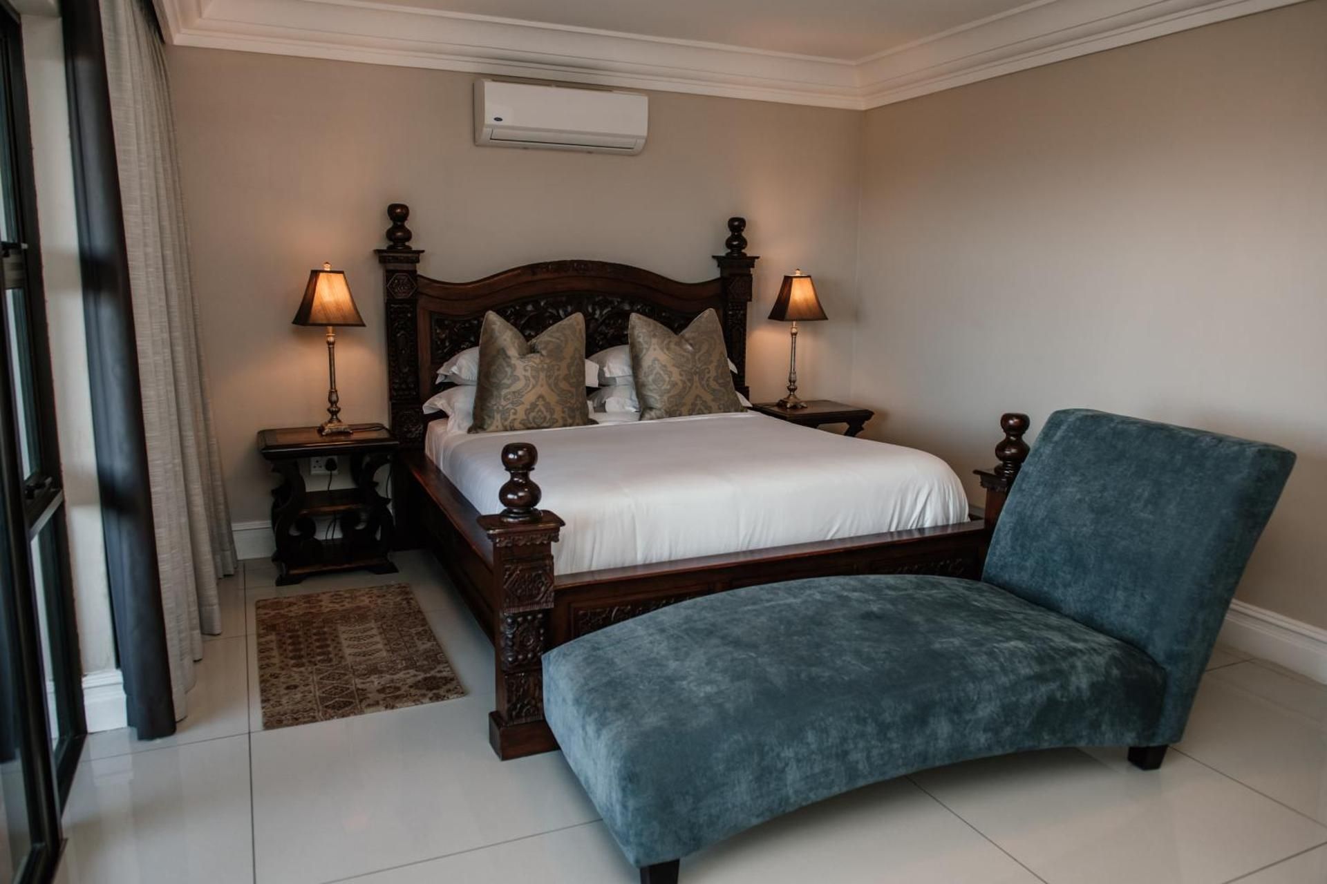 Two-Bedroom Apartment with Sea View