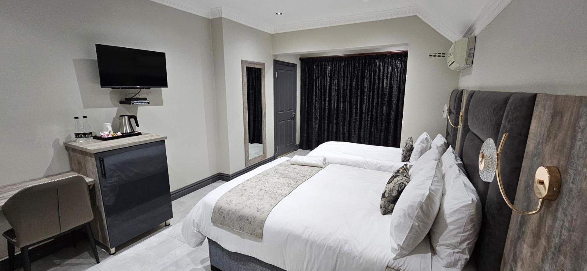 Deluxe Triple Room