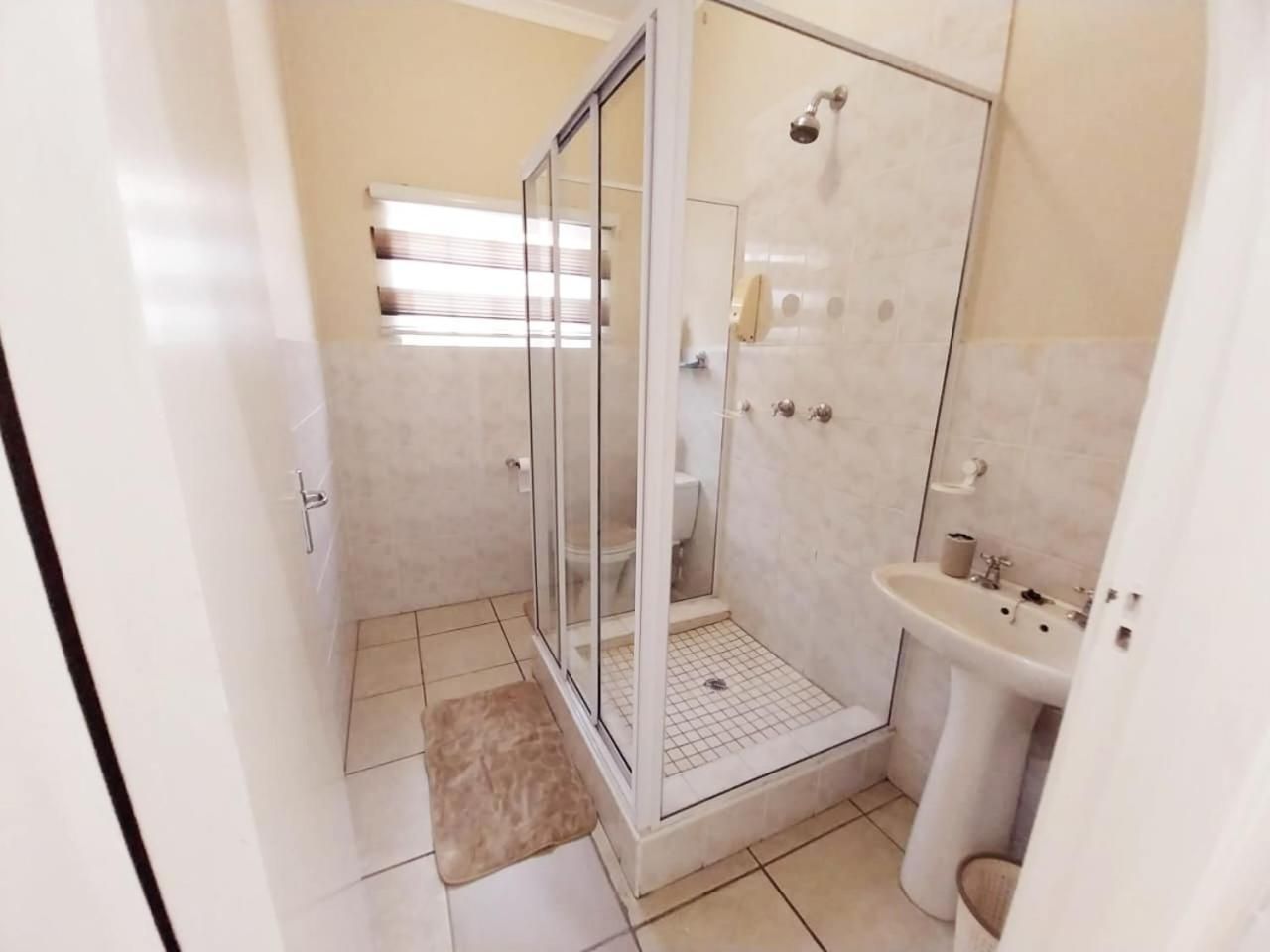 Deluxe Double or Twin Room with City View