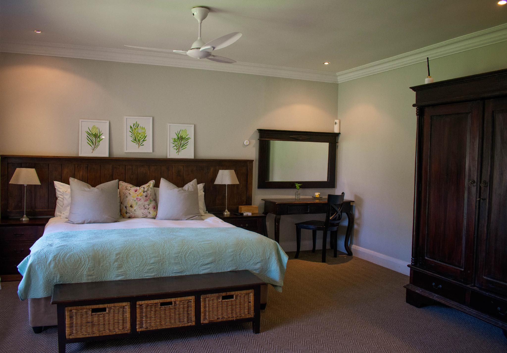 Standard Family Room