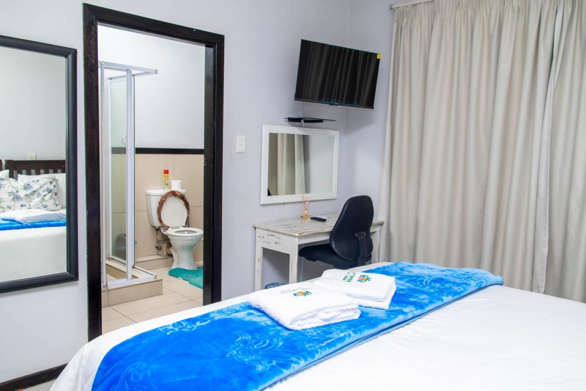 Standard King Room