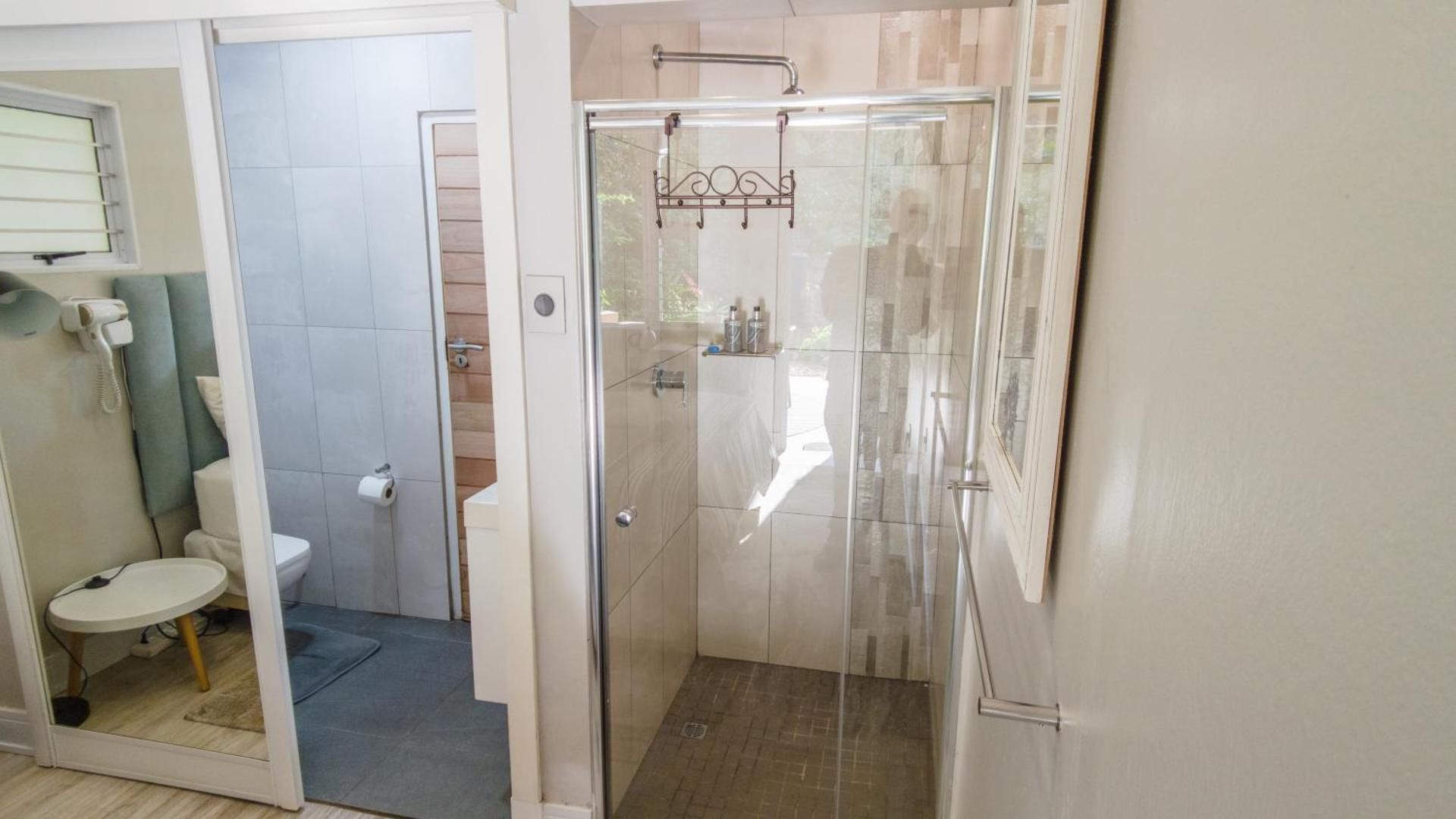 Double or Twin Room with Bathroom