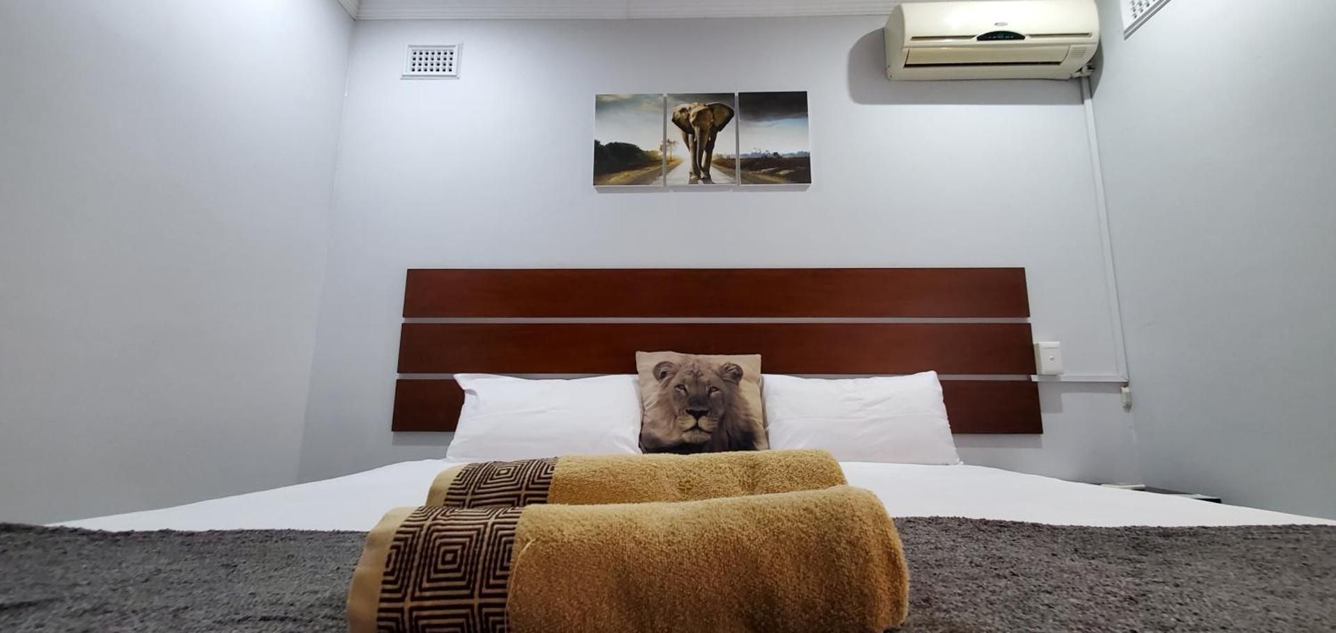 Twin Room (No kitchen)