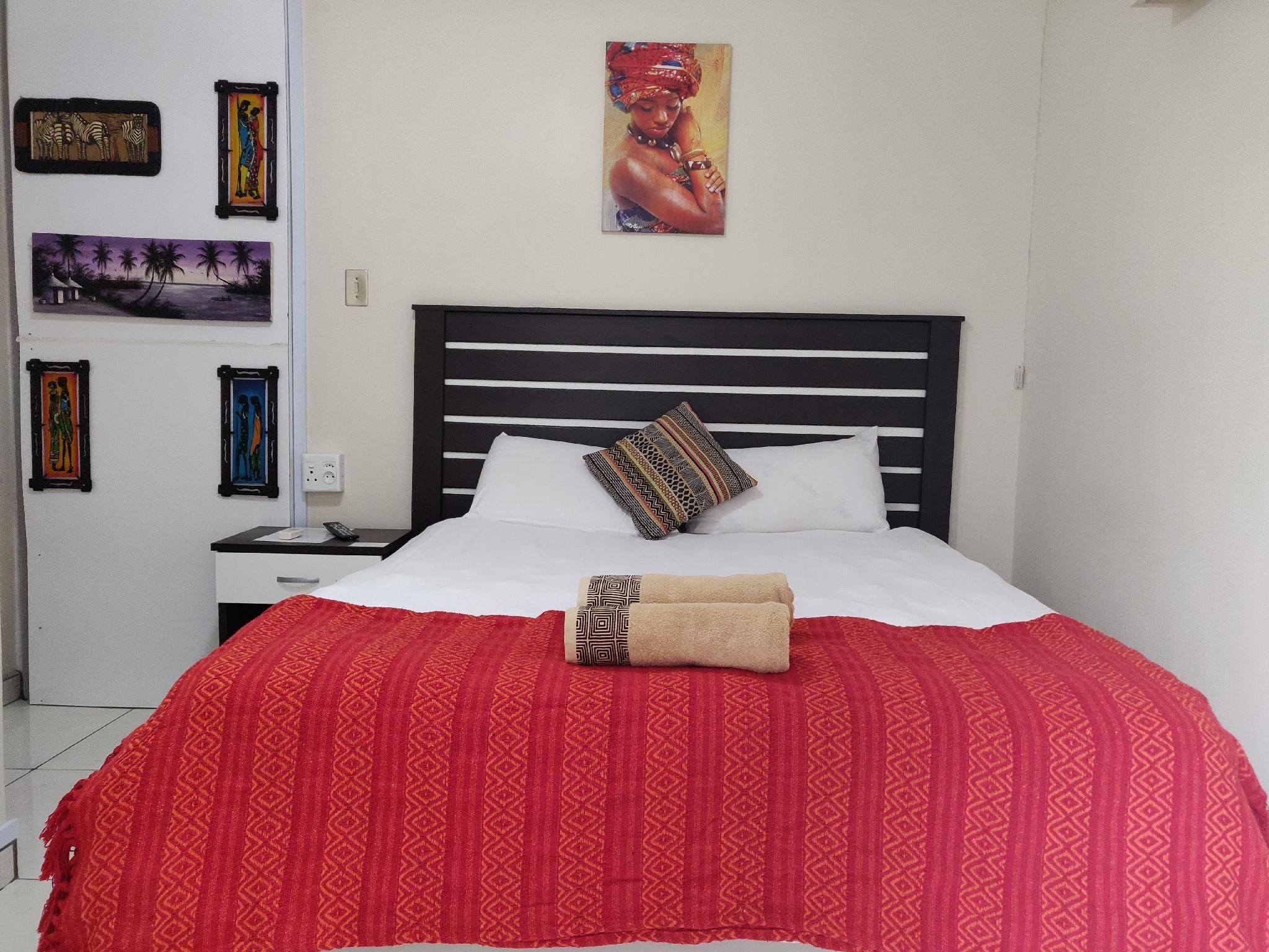 Deluxe Queen Bed Kitchen Non-Smoking