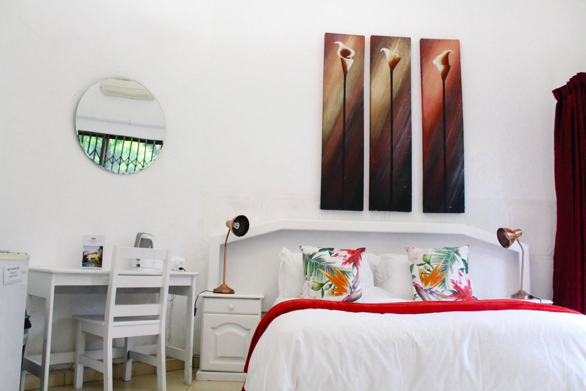 Standard Queen Room