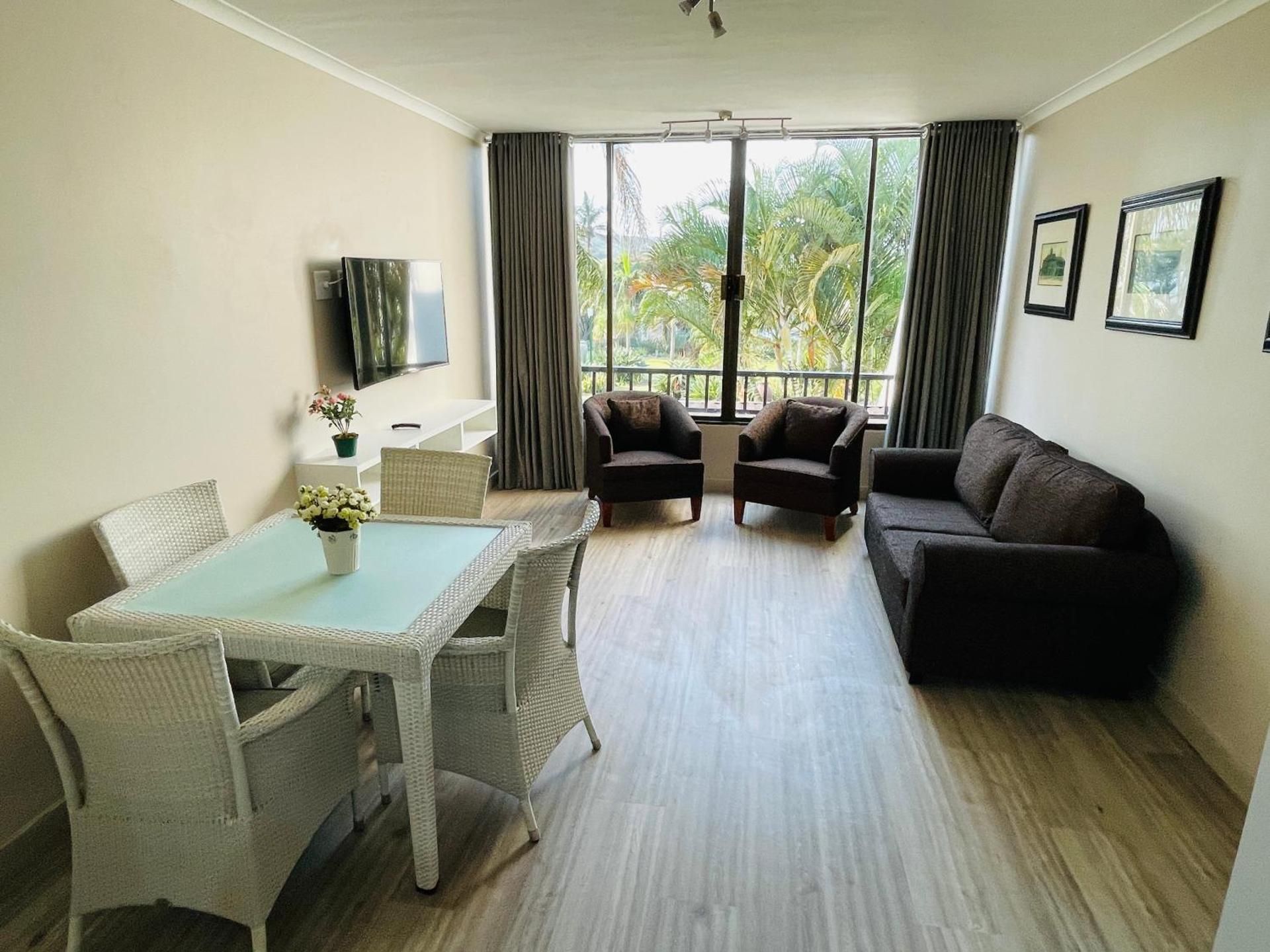 Apartment with Garden View
