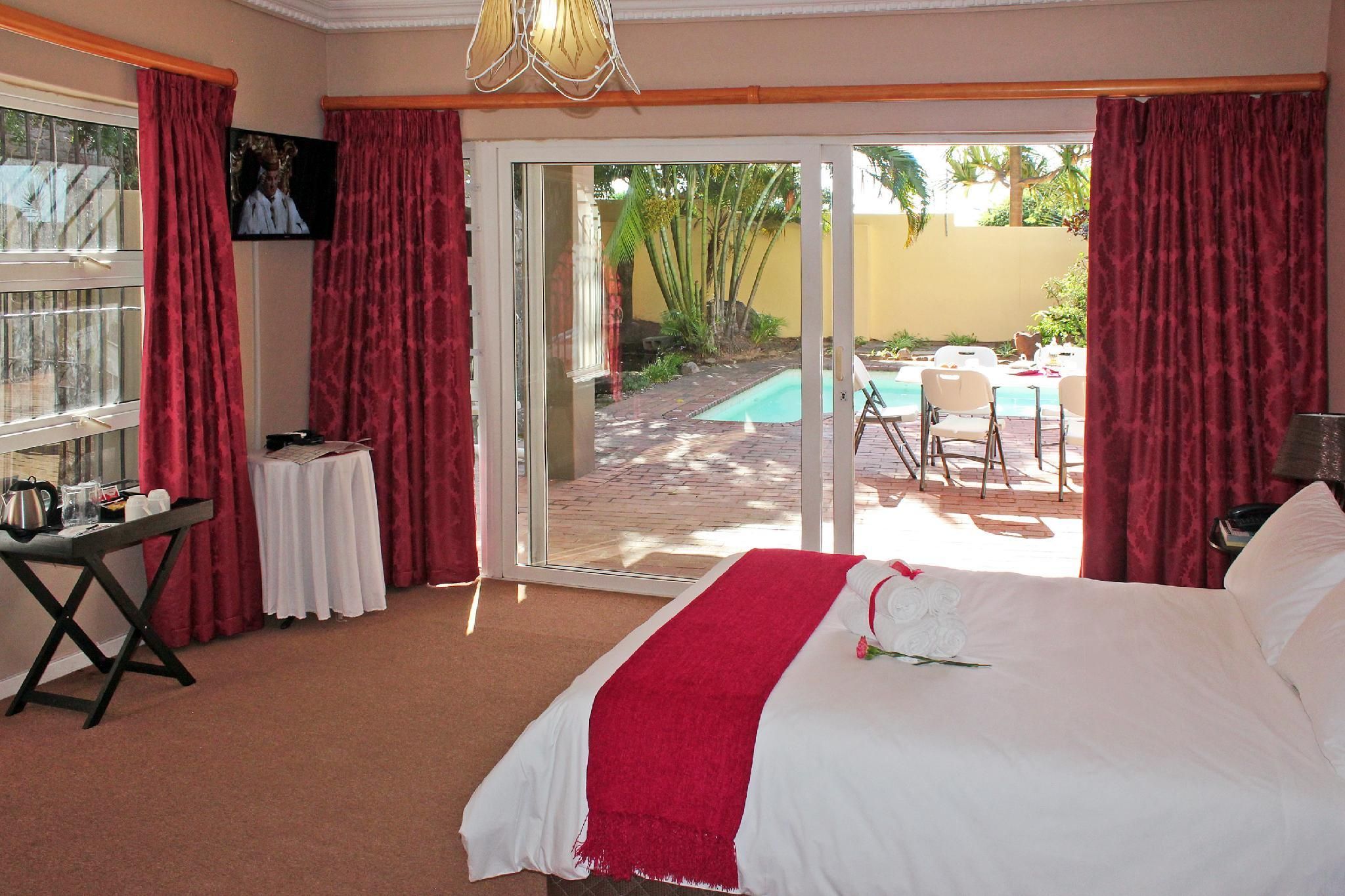 Prestige Double Room with Pool View King Bed