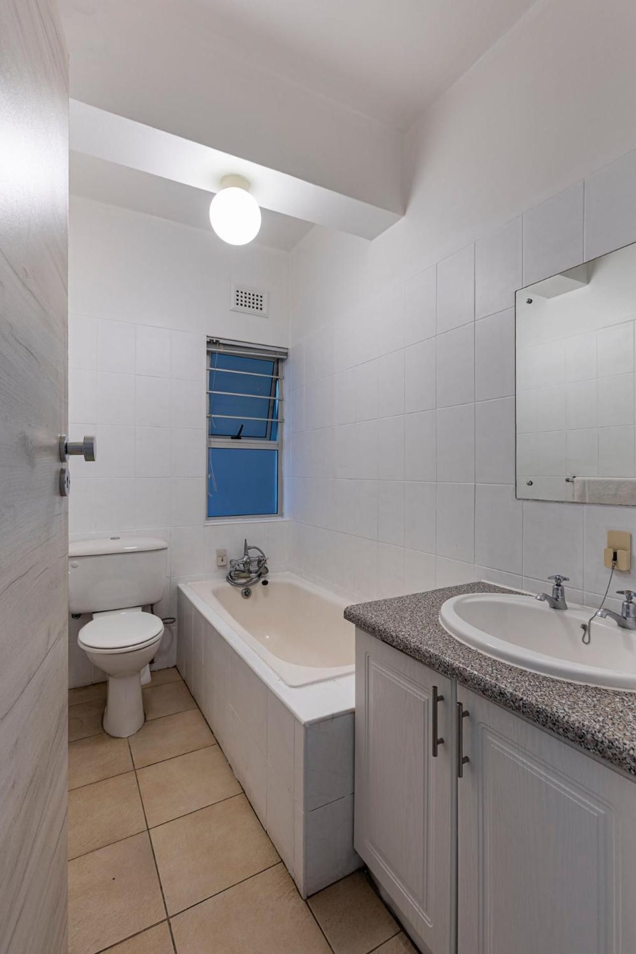 Classic 3 Bedroom, 6 Sleeper, Duplex