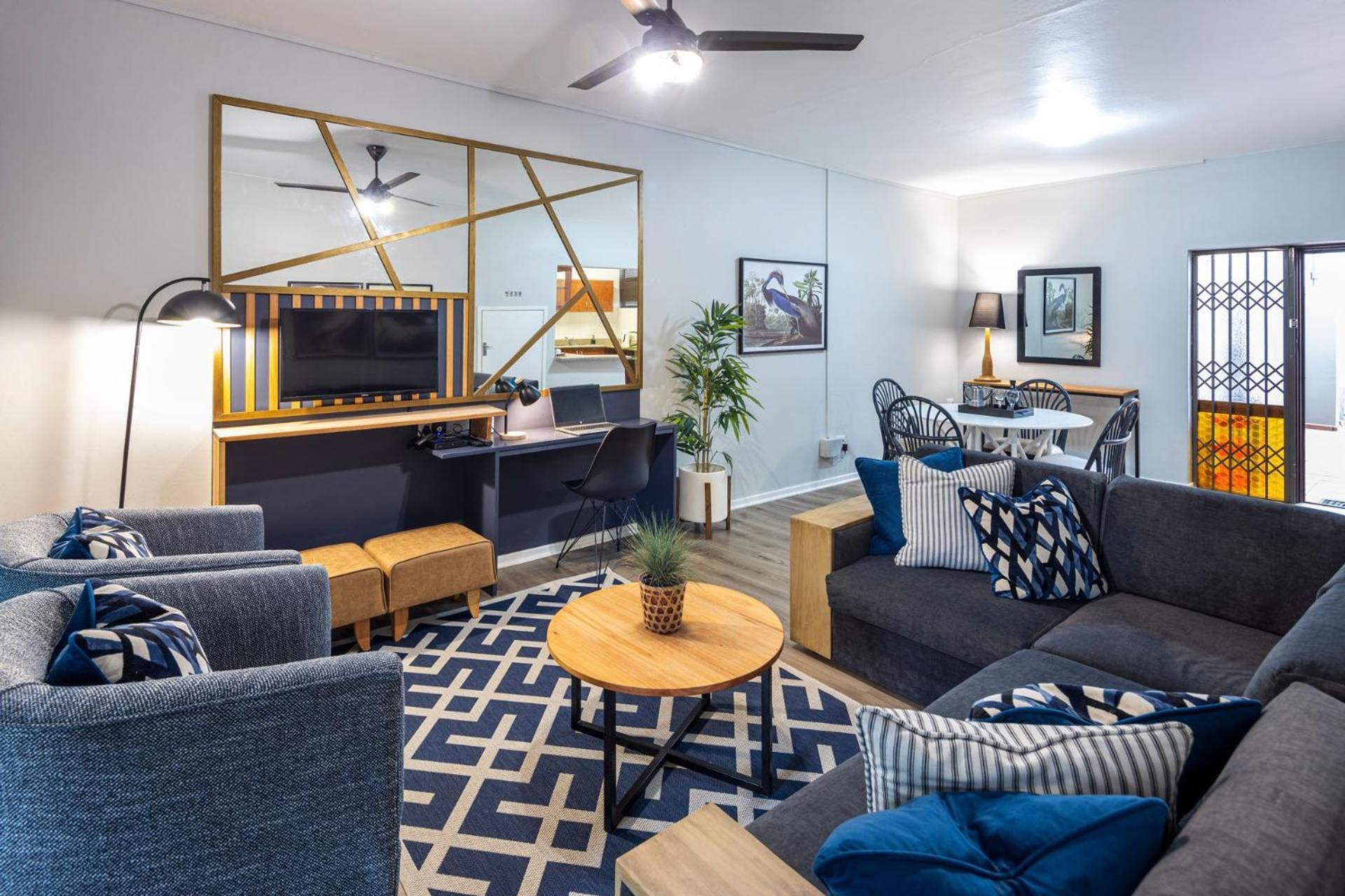Deluxe 3 Bedroom, 6 Sleeper, Duplex