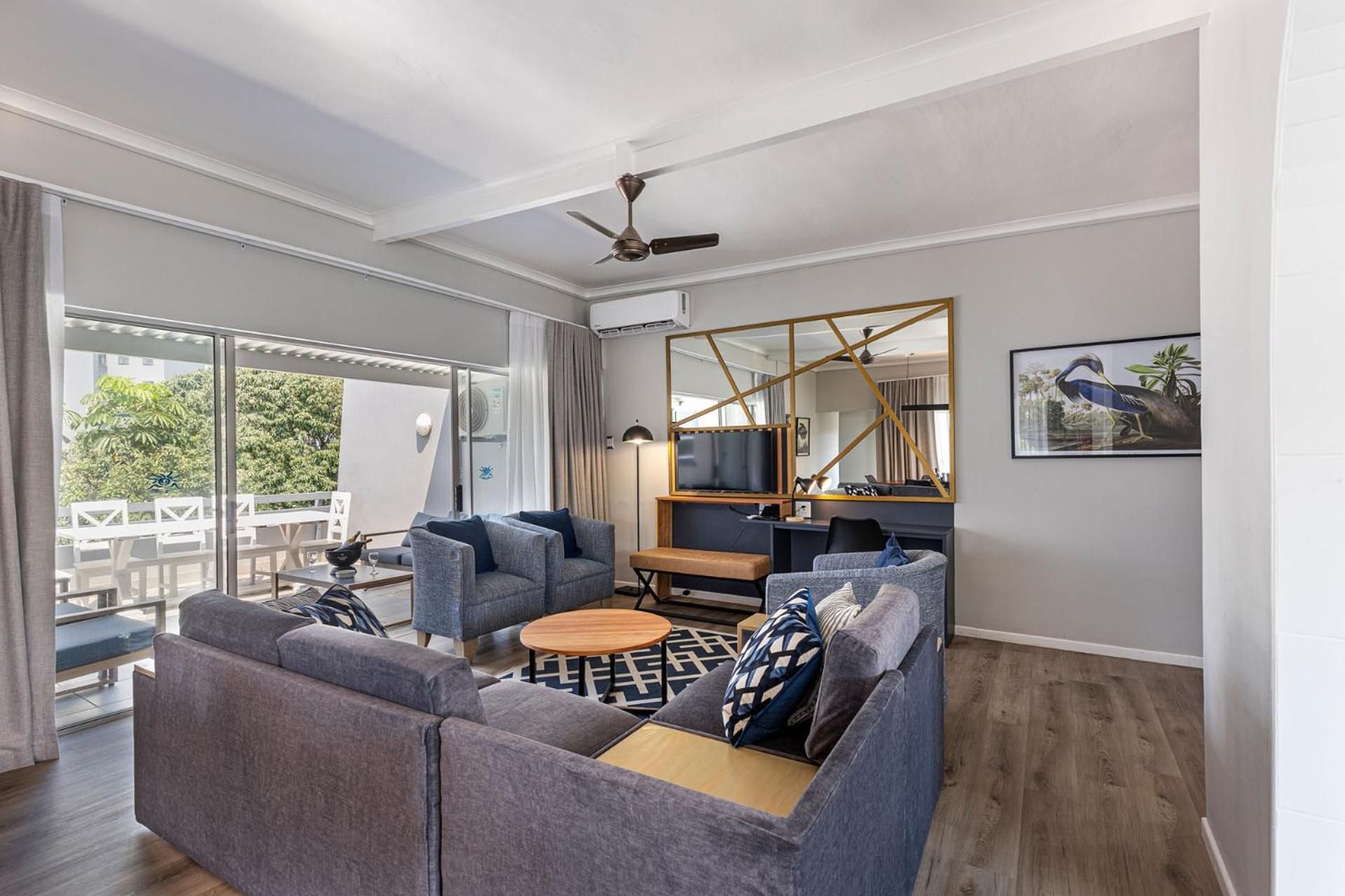 Superior 3 Bedroom, 6 Sleeper, 3rd Floor Apartment