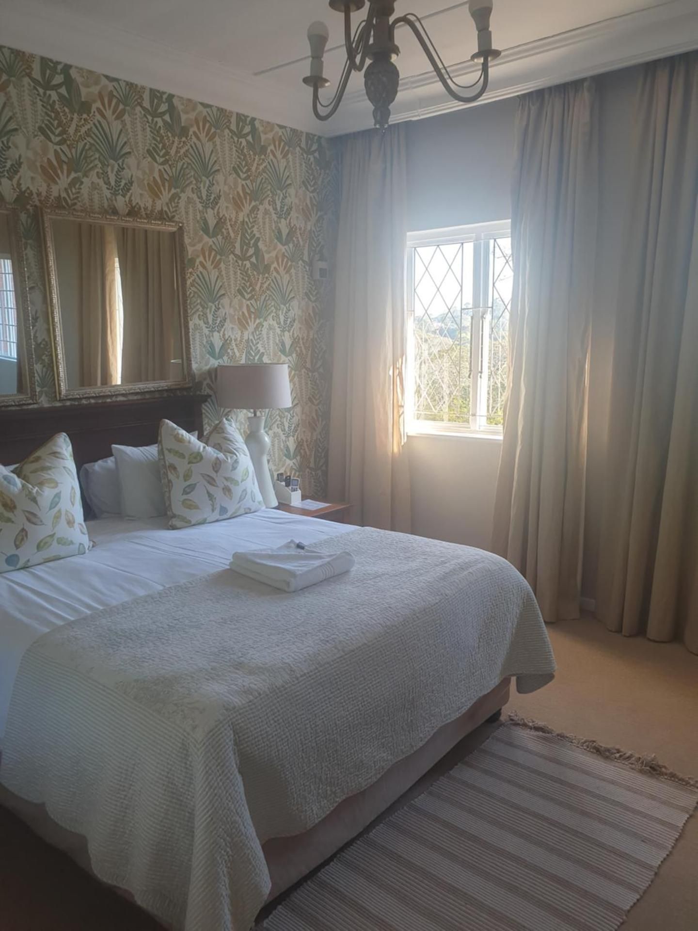 Room #129881922