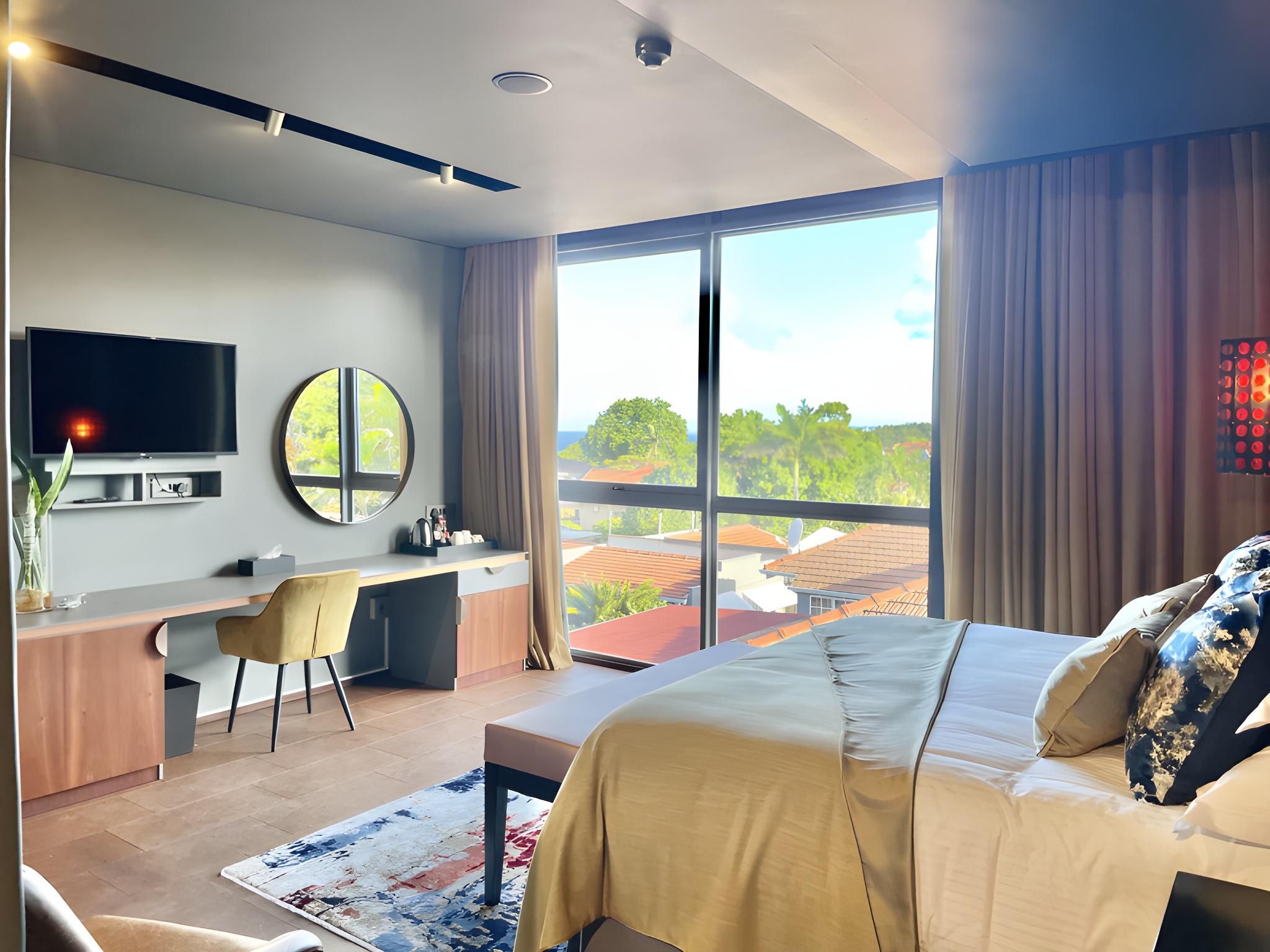 Deluxe Sea Facing Room