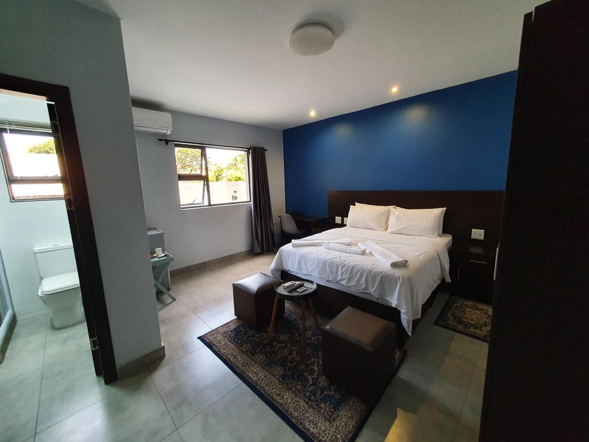 Queen Room