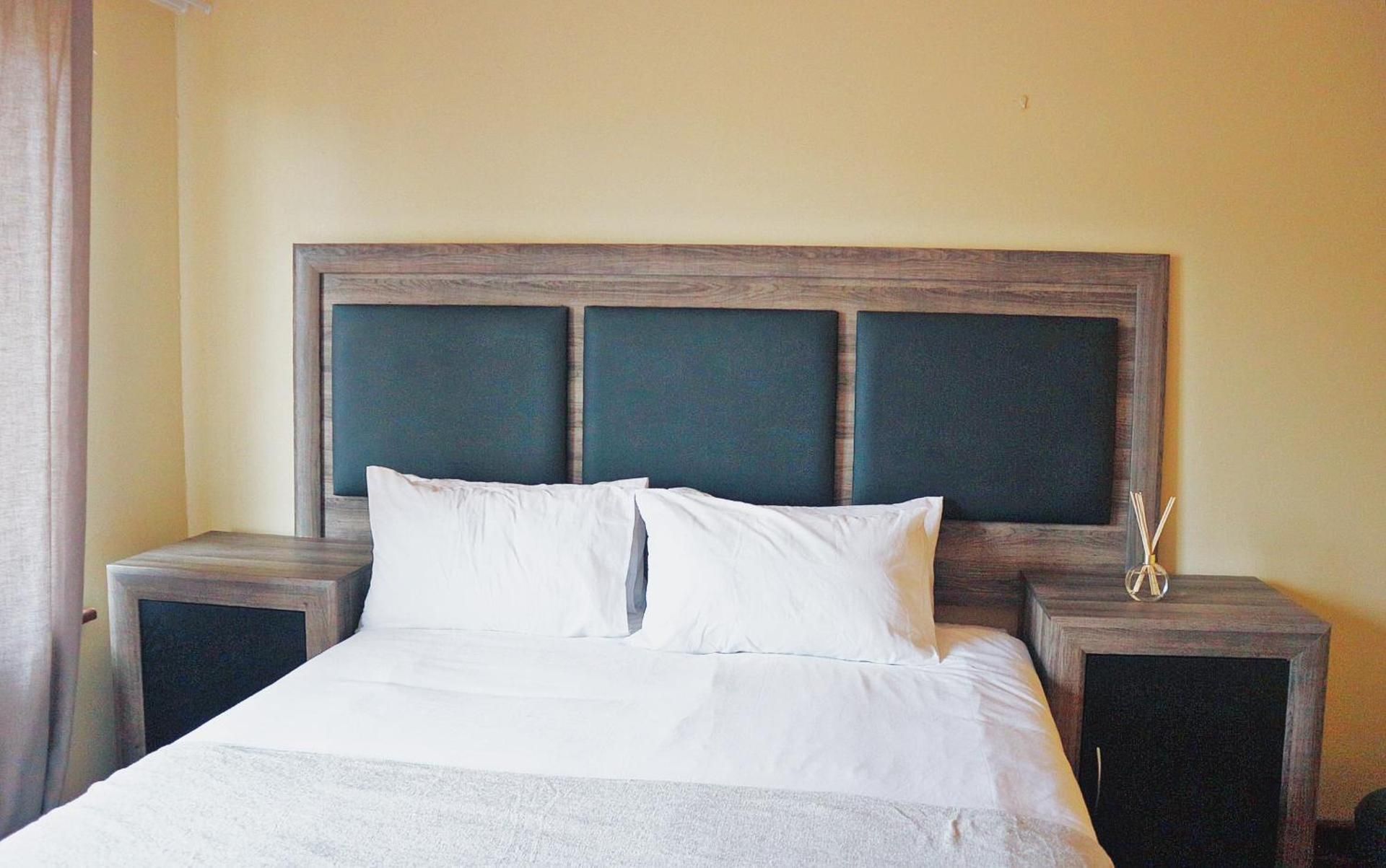 Standard Double Room with Shared Bathroom