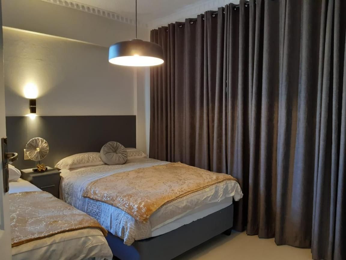 Two-Bedroom Deluxe Apartment