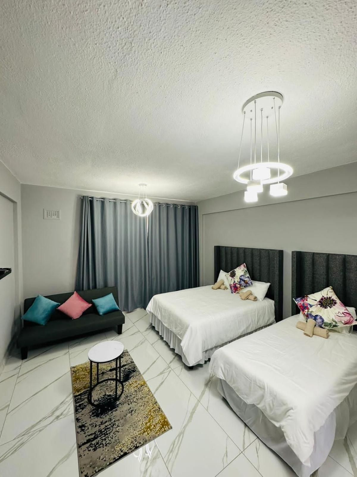 Deluxe Studio Apartment