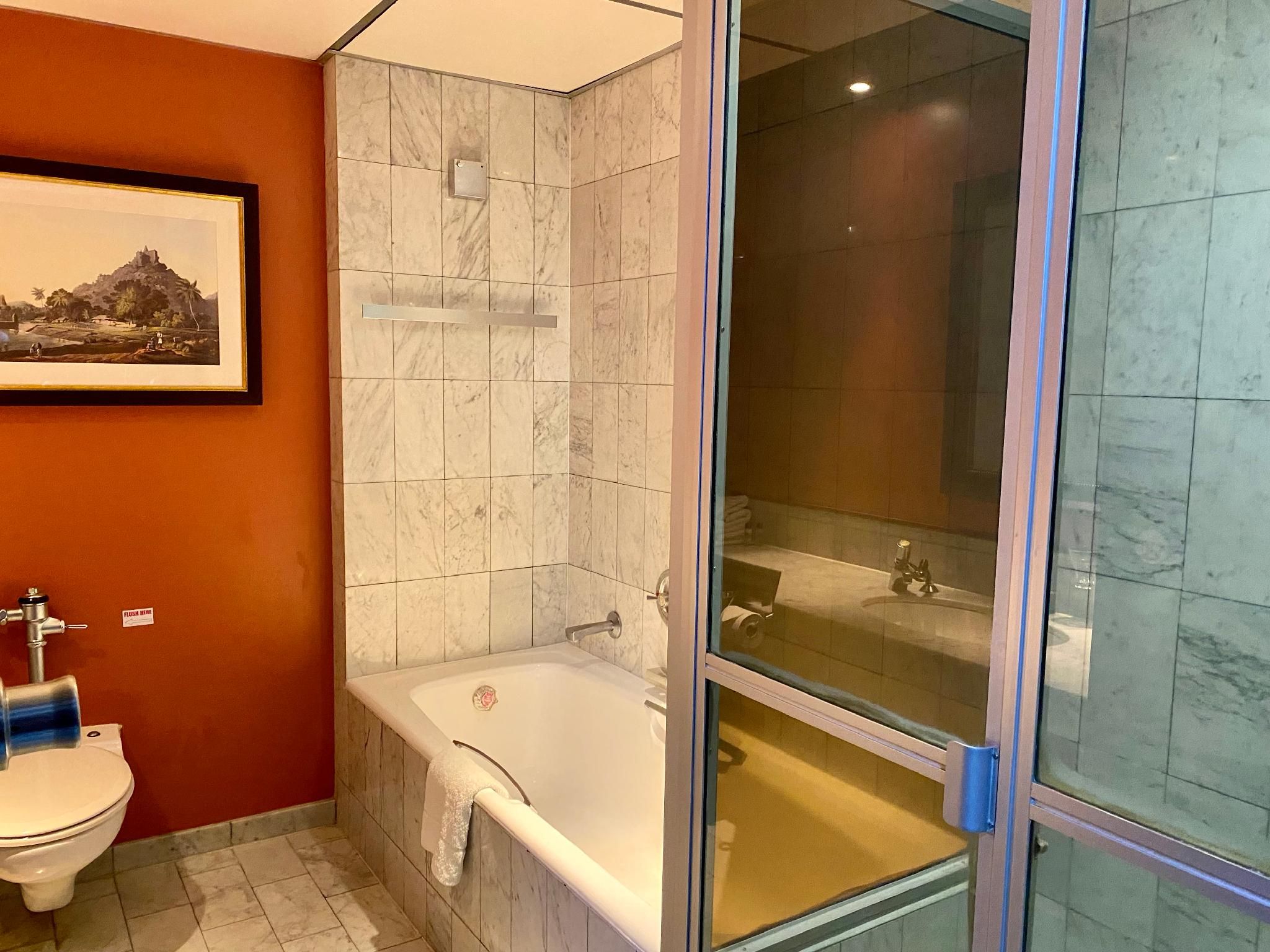 Royal Hotel Durban Deluxe Twin Room - Non-Smoking 3