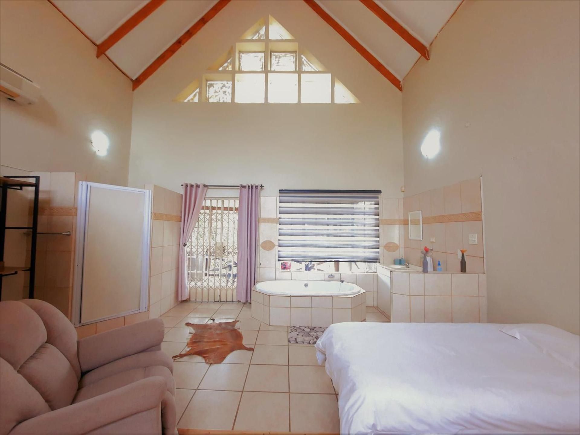 Classic Queen Room