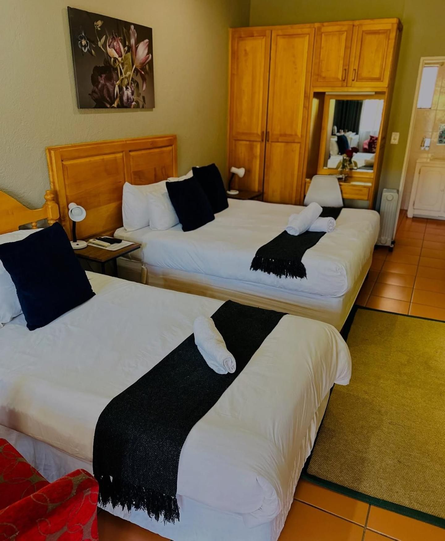 Deluxe Double or Twin Room