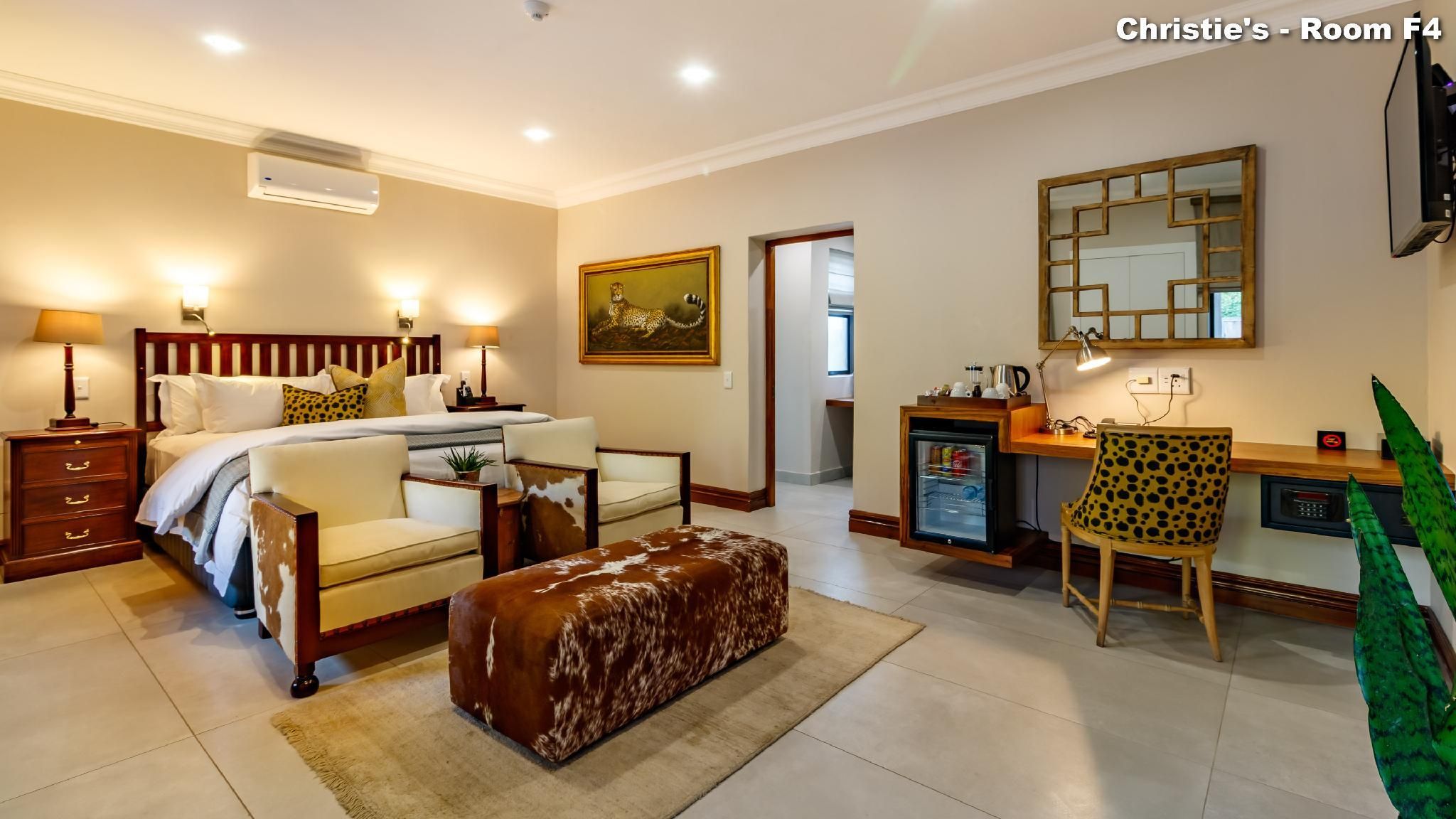 Superior King Suite