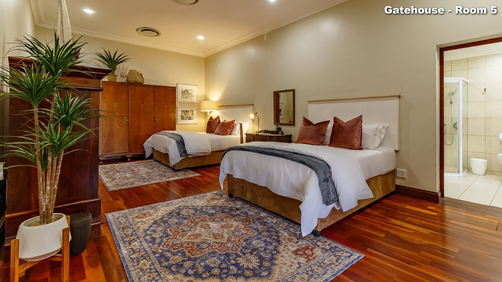 Christies @32 on Russell Family