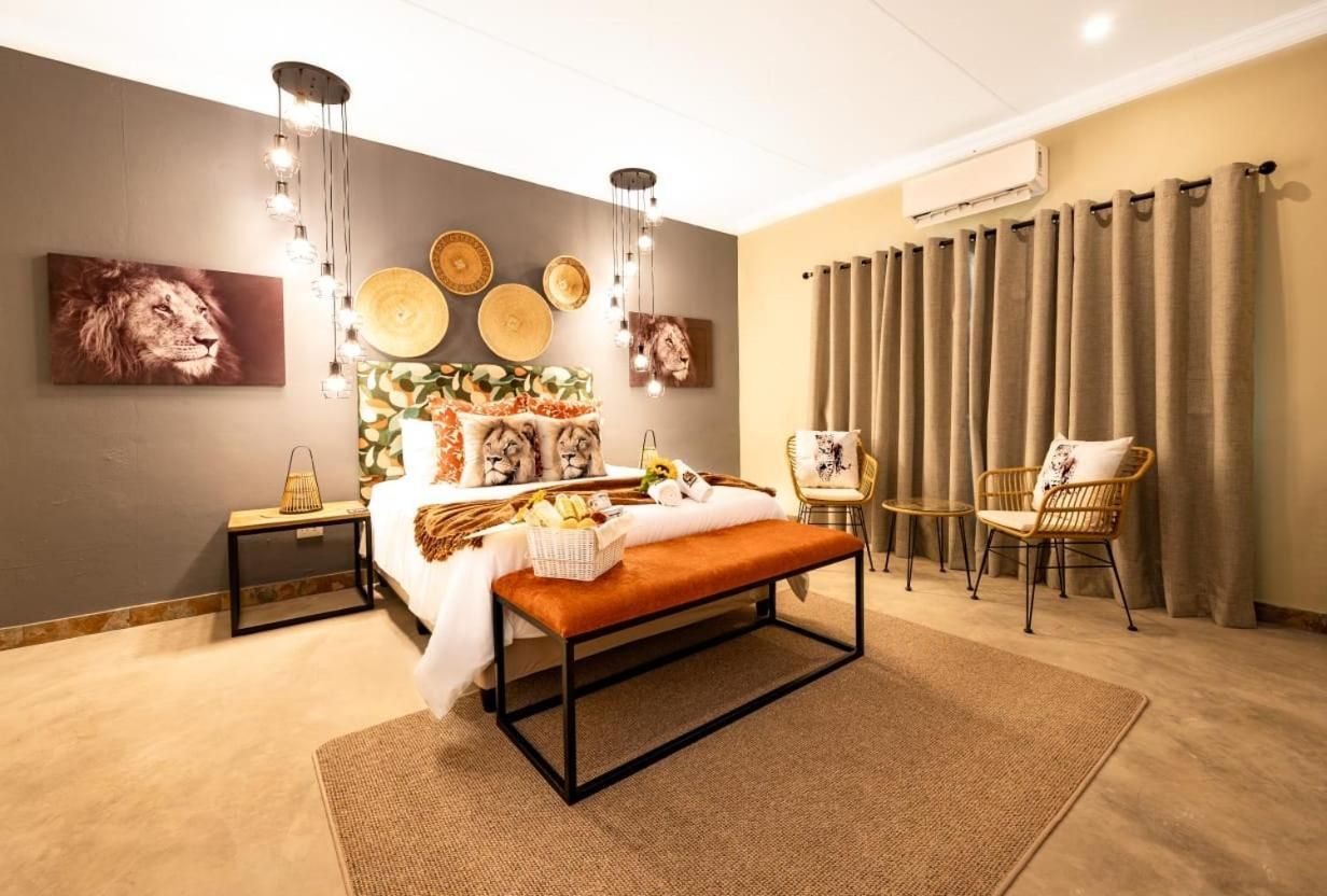 Deluxe Queen Room