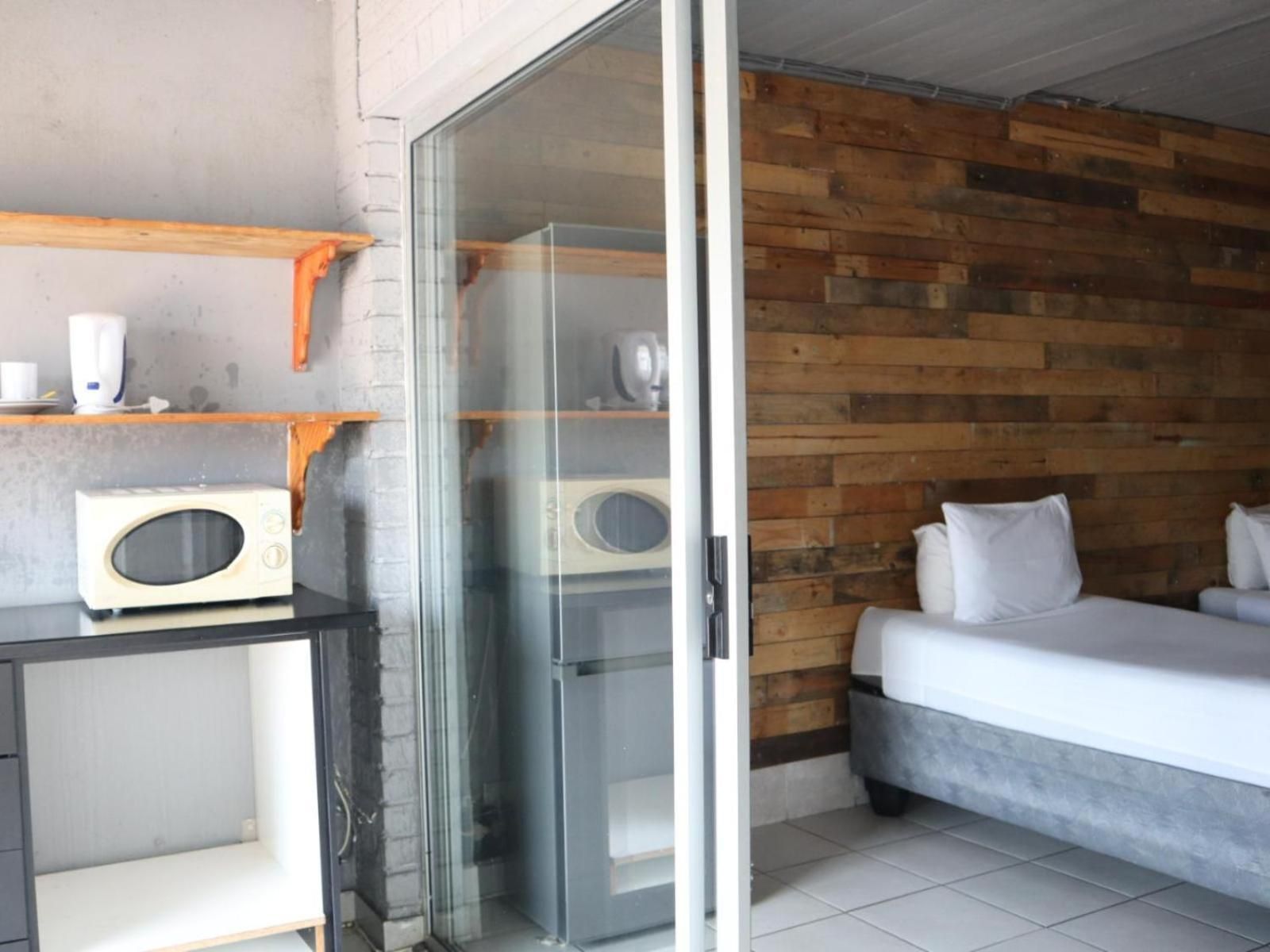 Basic Twin Room