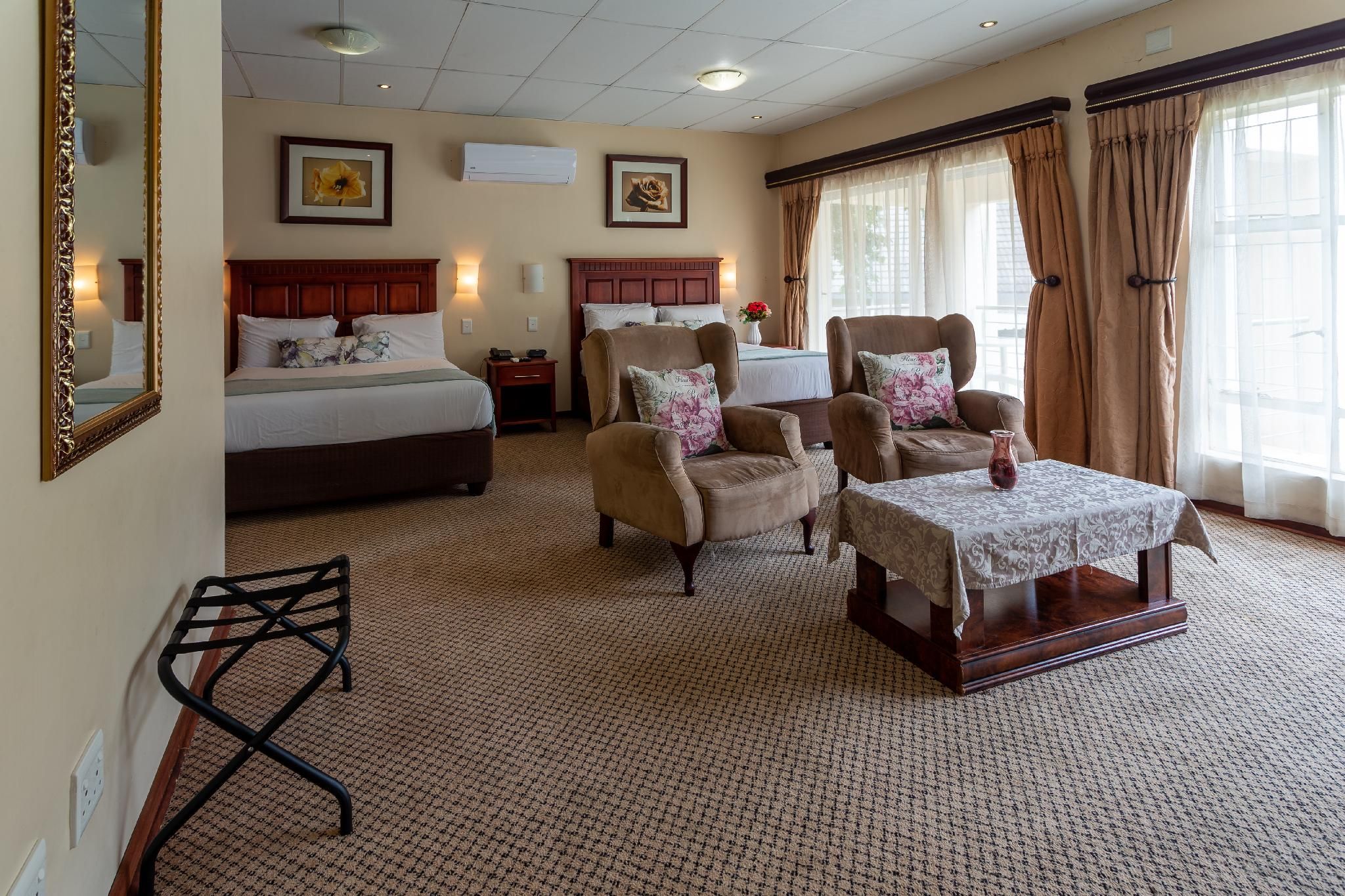 Global Village Guesthouse Spacious Double Room