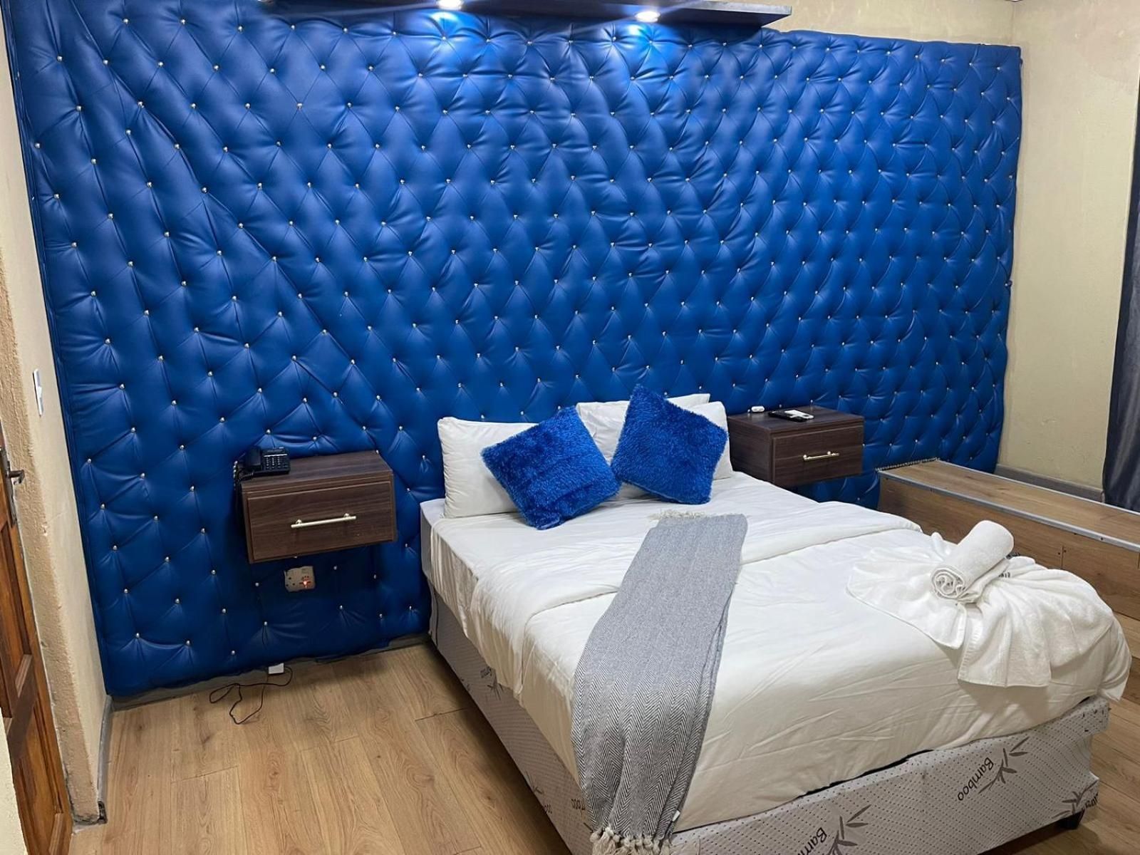 Queen Room with Balcony