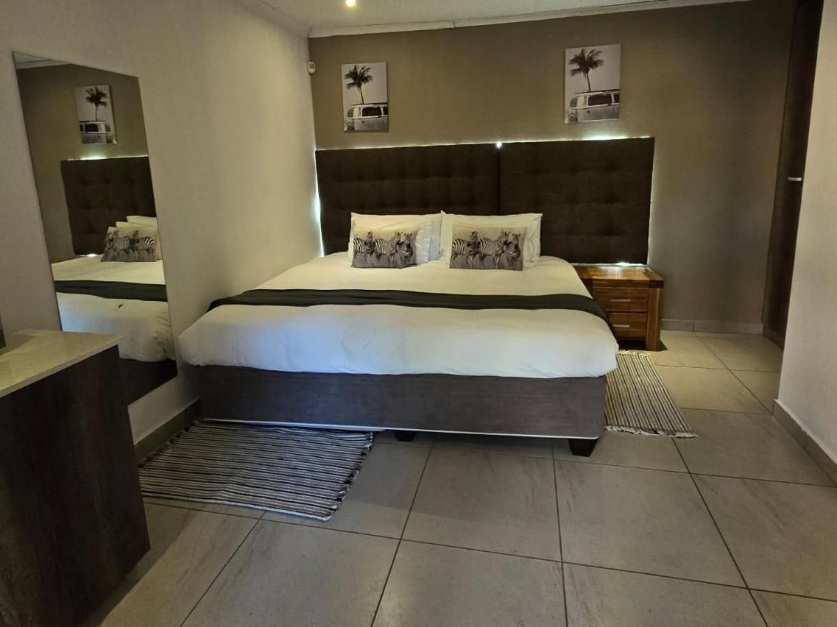 Luxury Twin Room