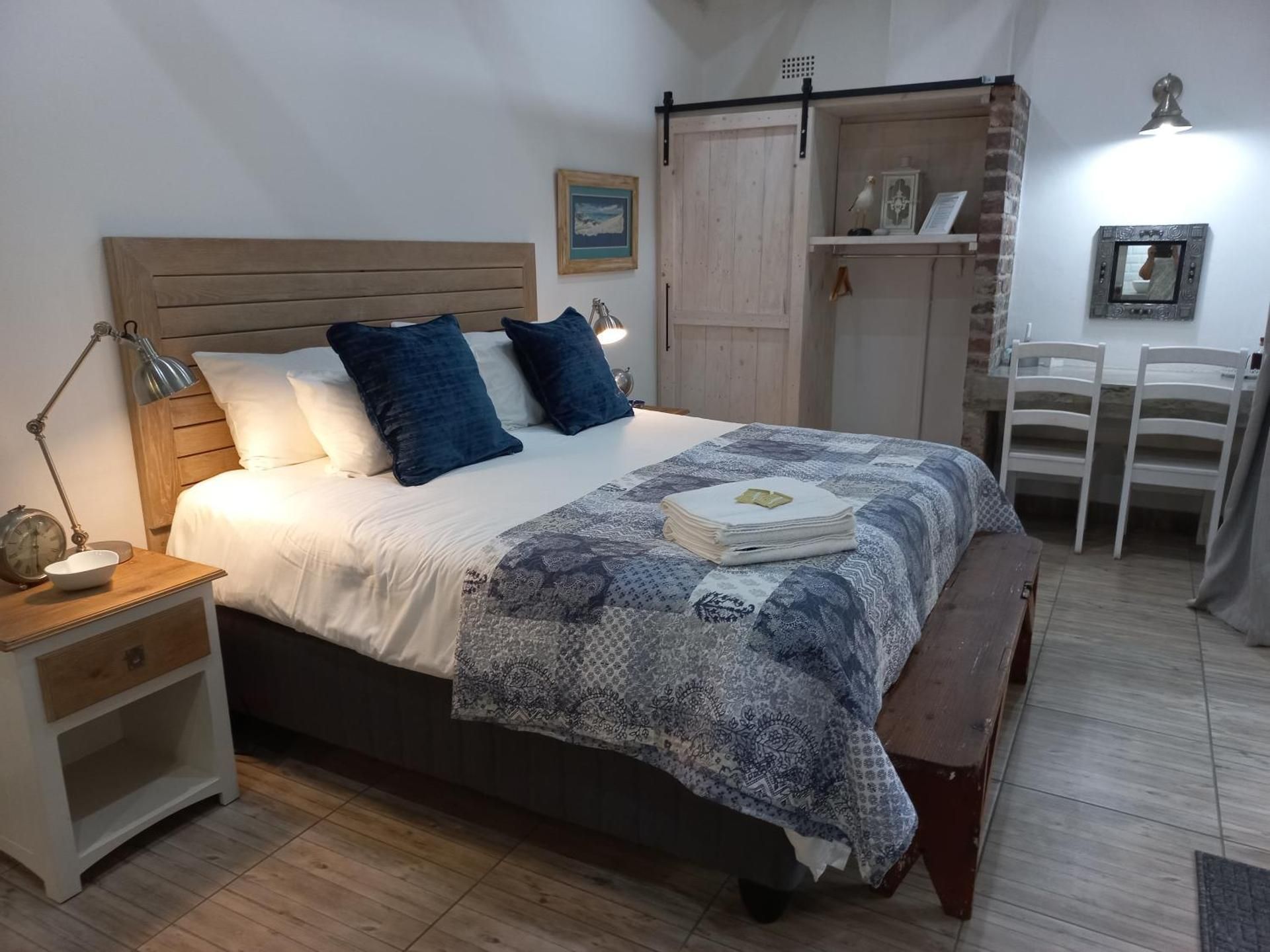 Deluxe Double Room (2 Adults + 1 Child)