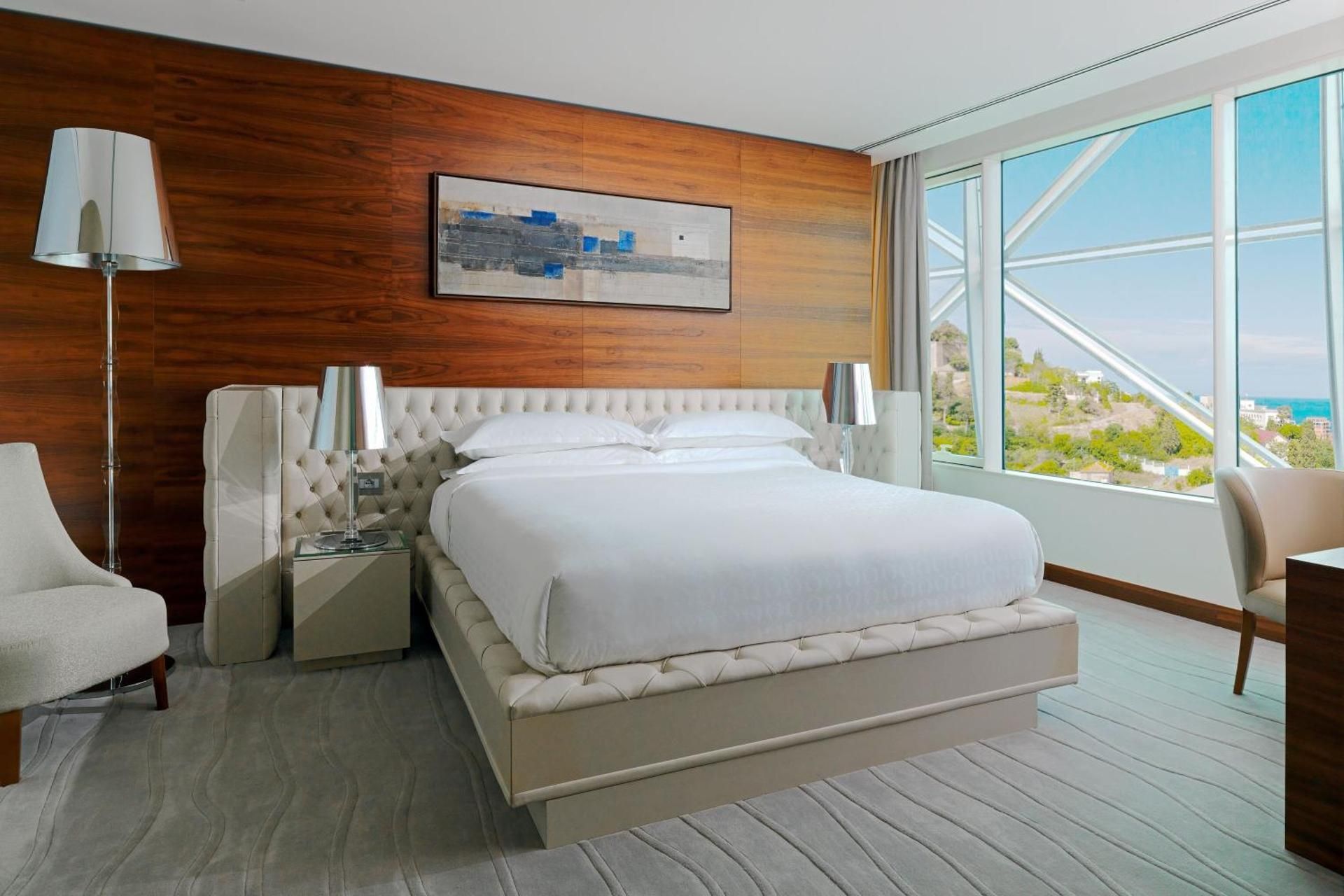 Sheraton Annaba Hotel Club lounge access, Presidential Suite, 1 King, Water view, Corner room