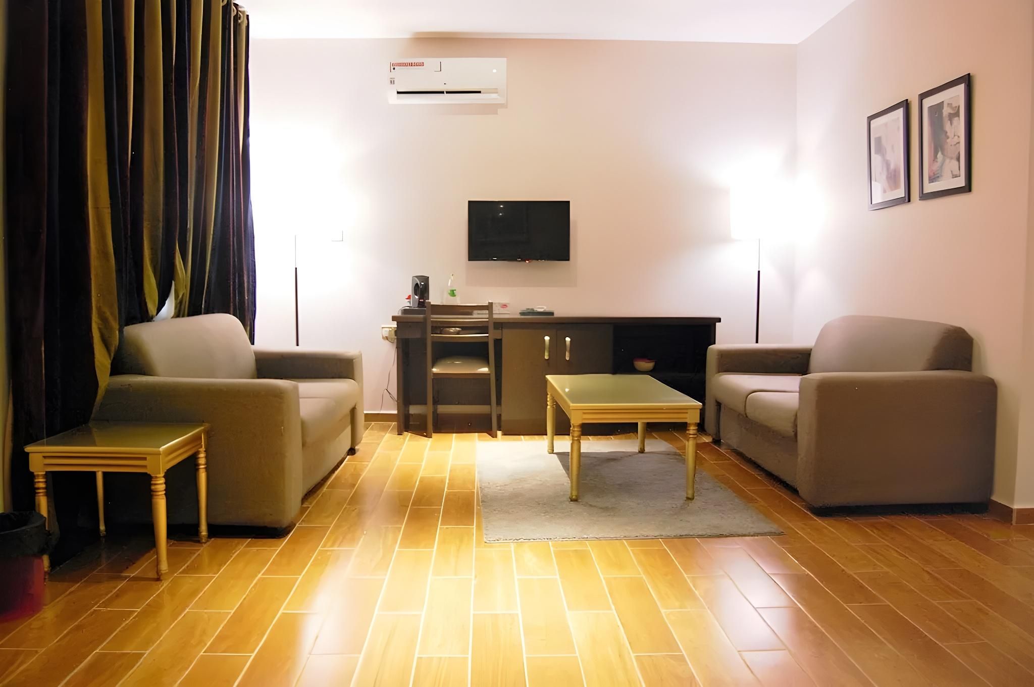 2 Bedroom Apartment