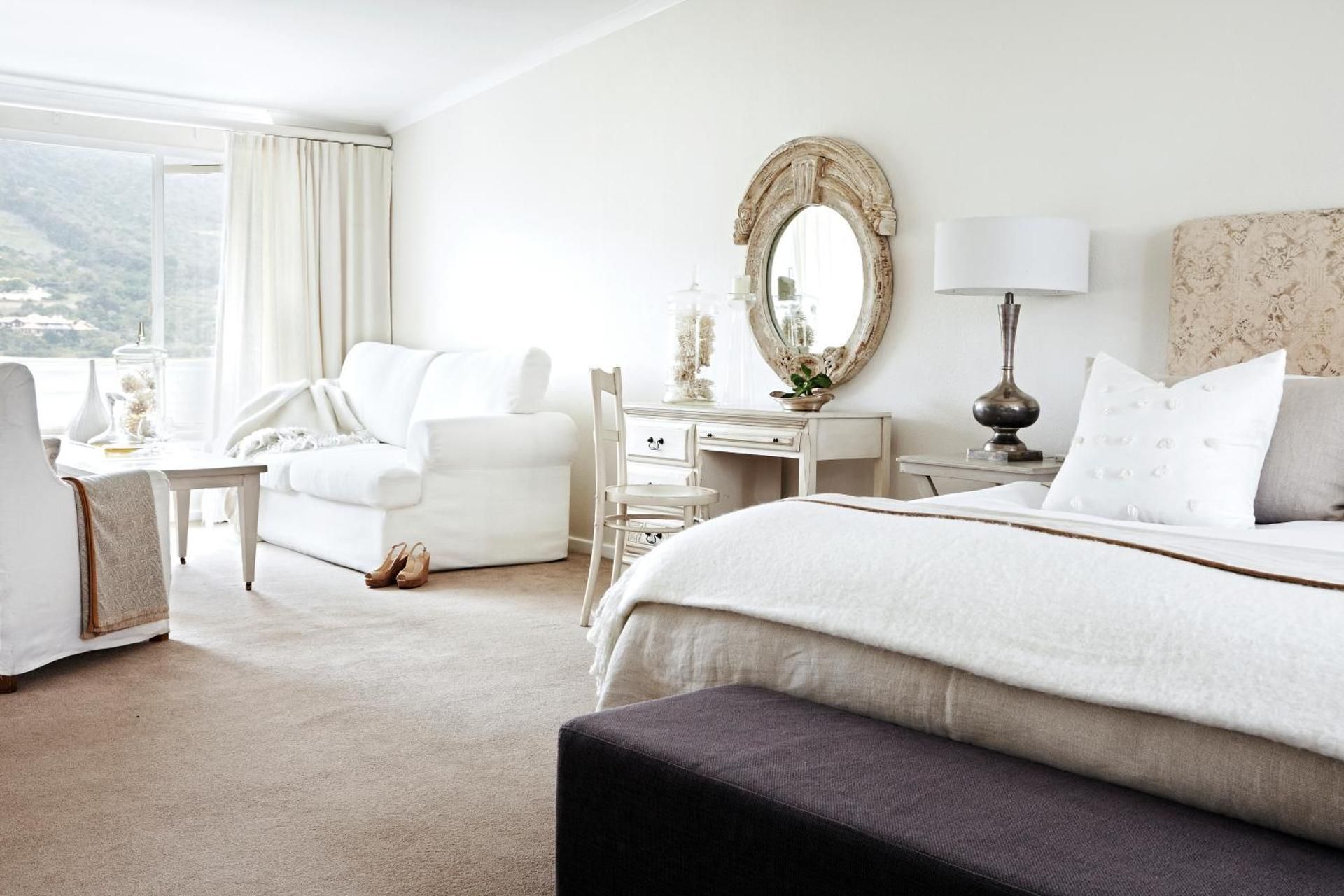 Deluxe Suite with Lagoon View