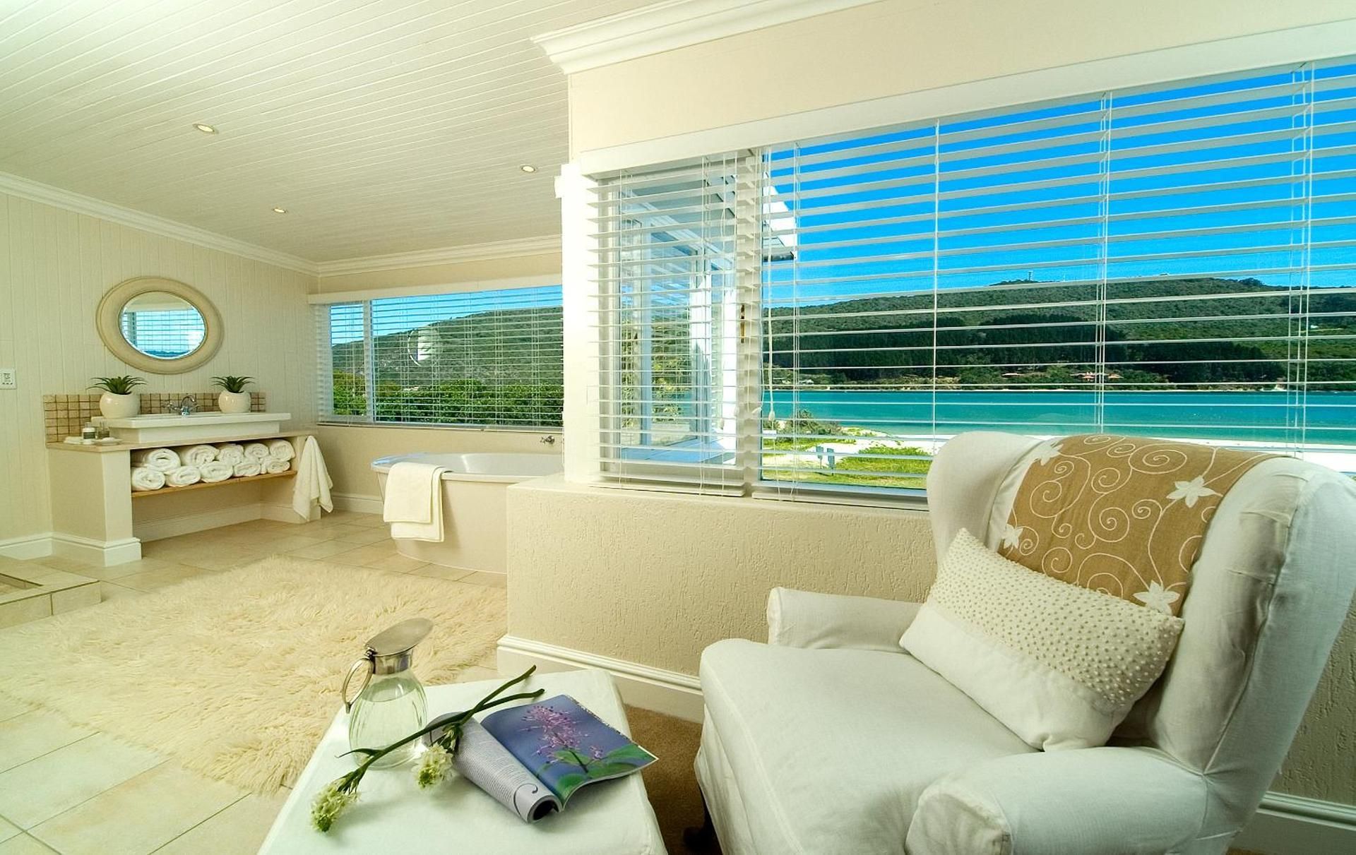 Deluxe Suite with Lagoon View