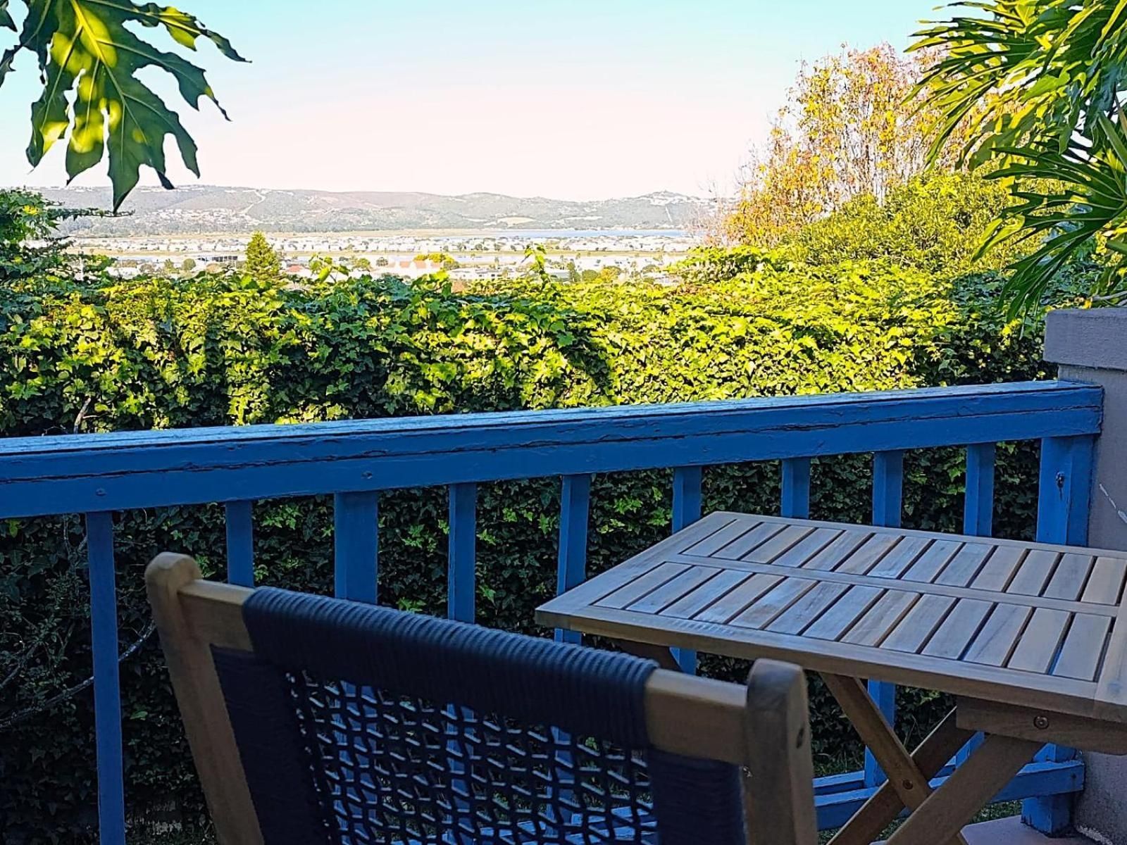 Guinea Fowl Lodge Standard Triple Room 3