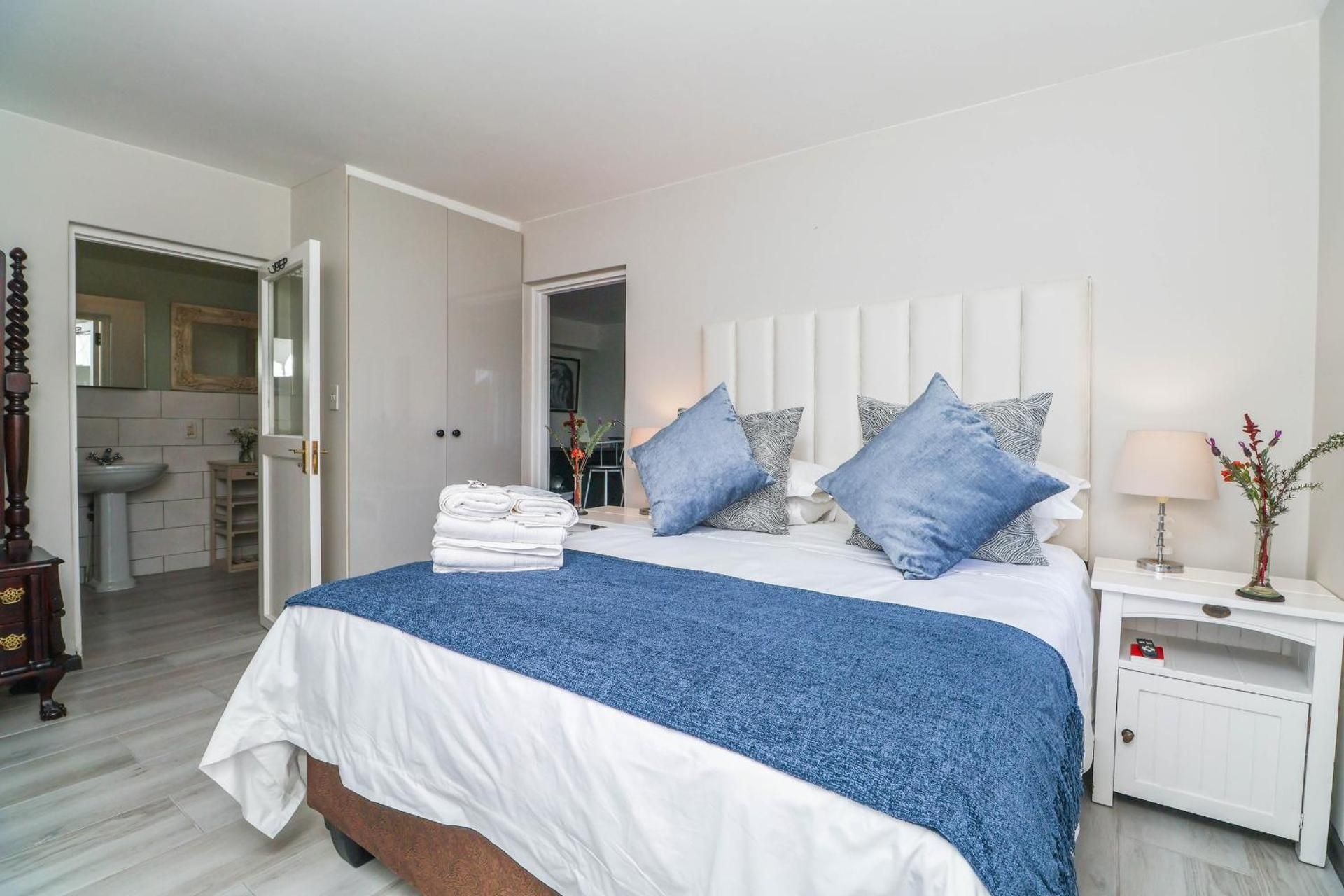 Glenview Heads Apartments Standard Suite