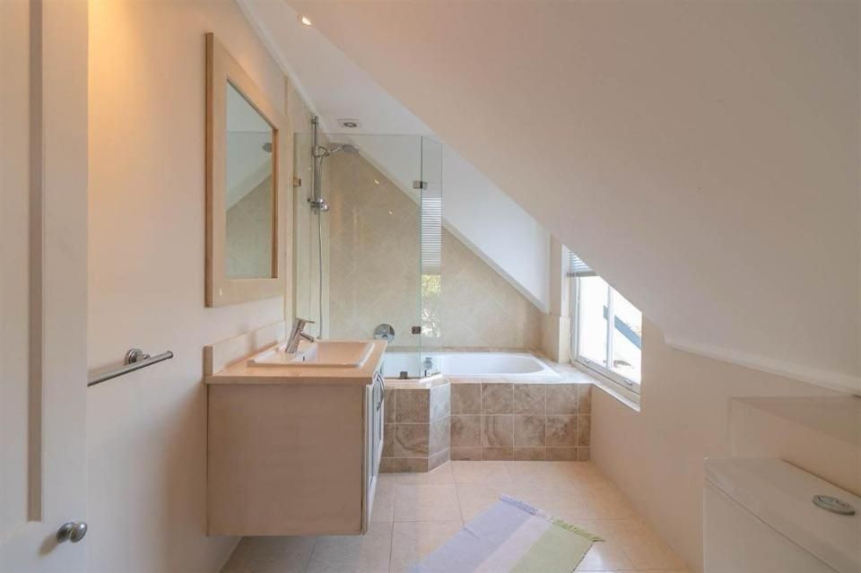 Double or Twin Room with Private Bathroom