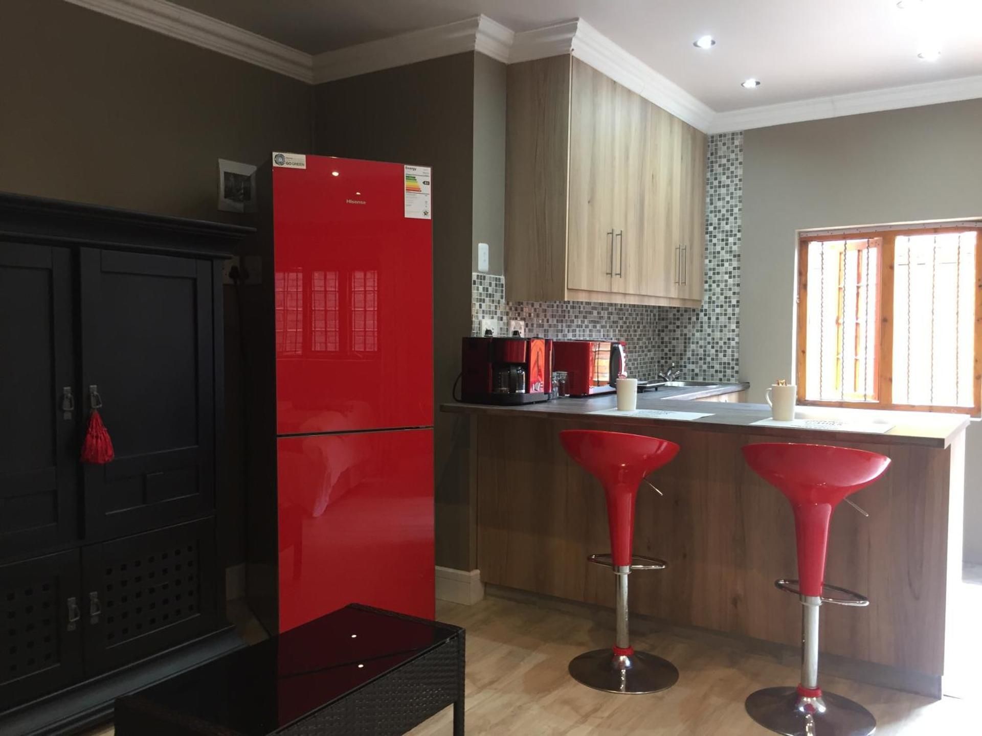Deluxe King Suite