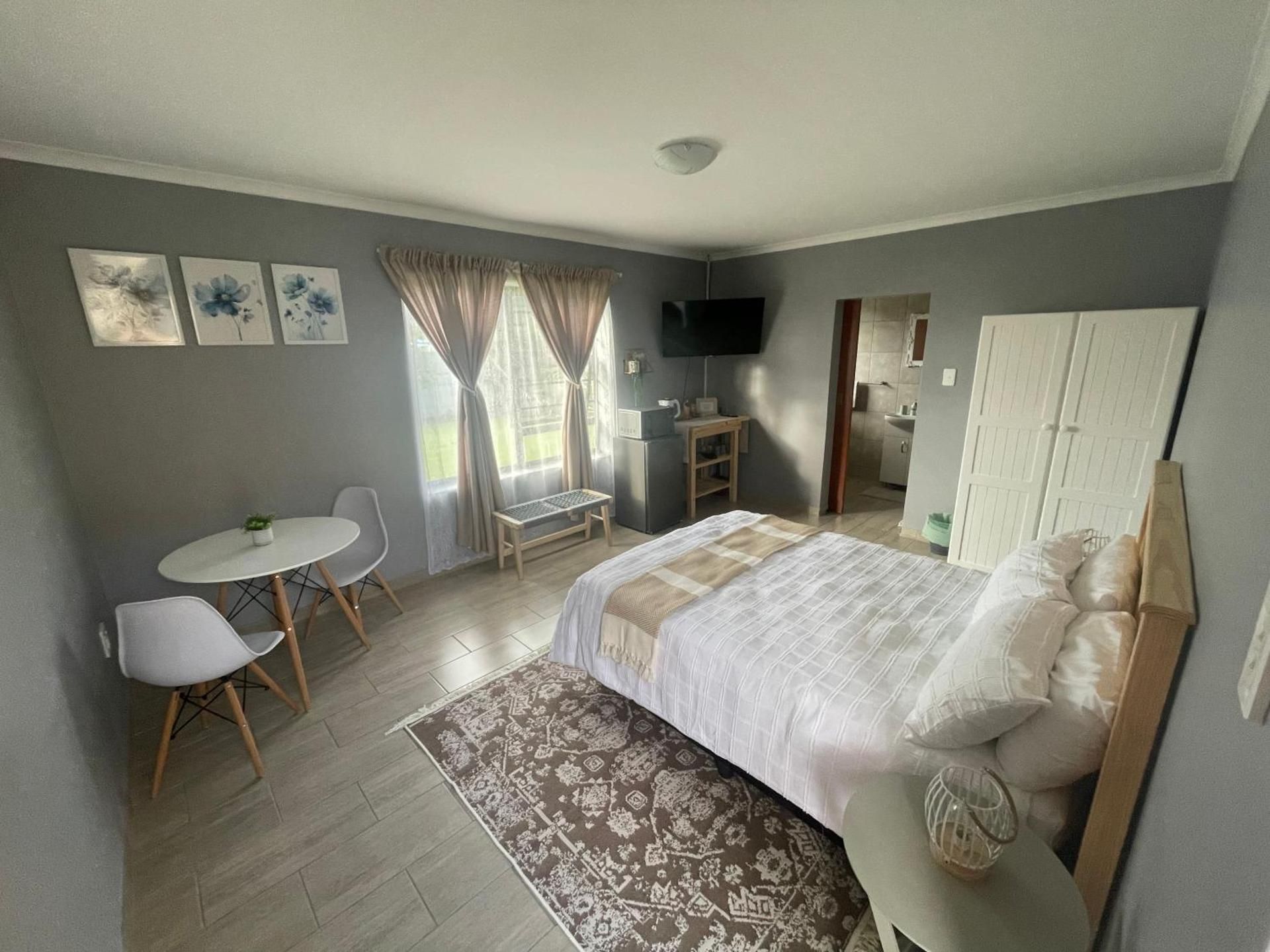 Double Room with Private Bathroom
