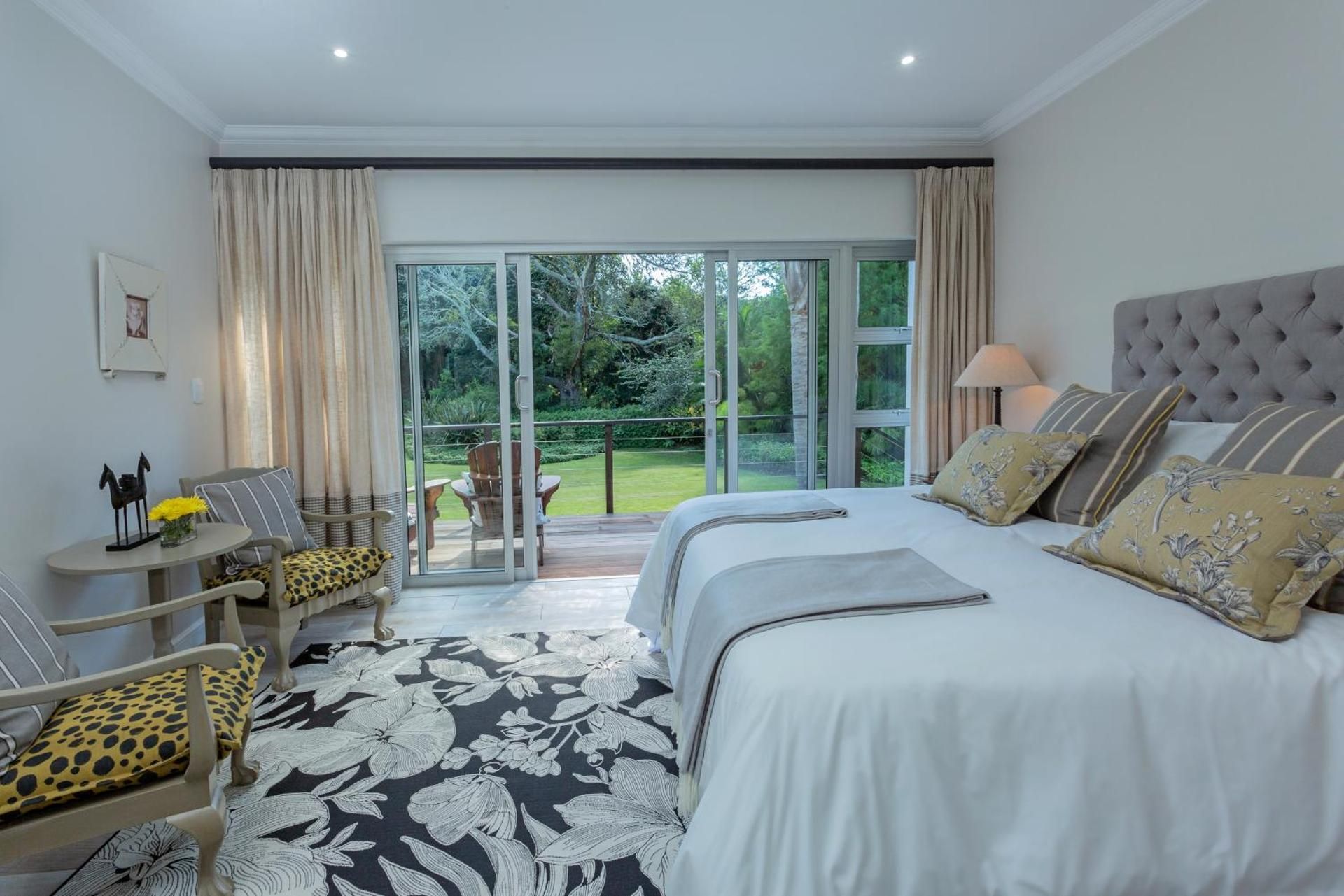Deluxe King Suite