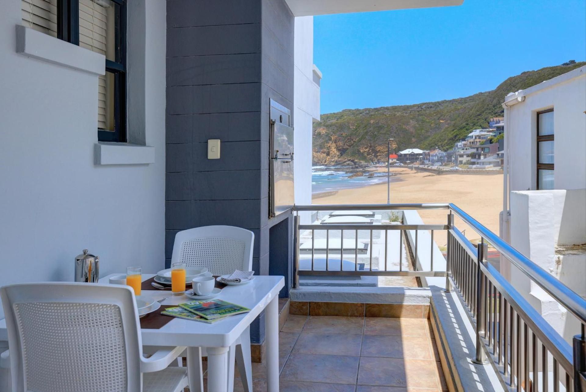 Studio Apartment with Balcony