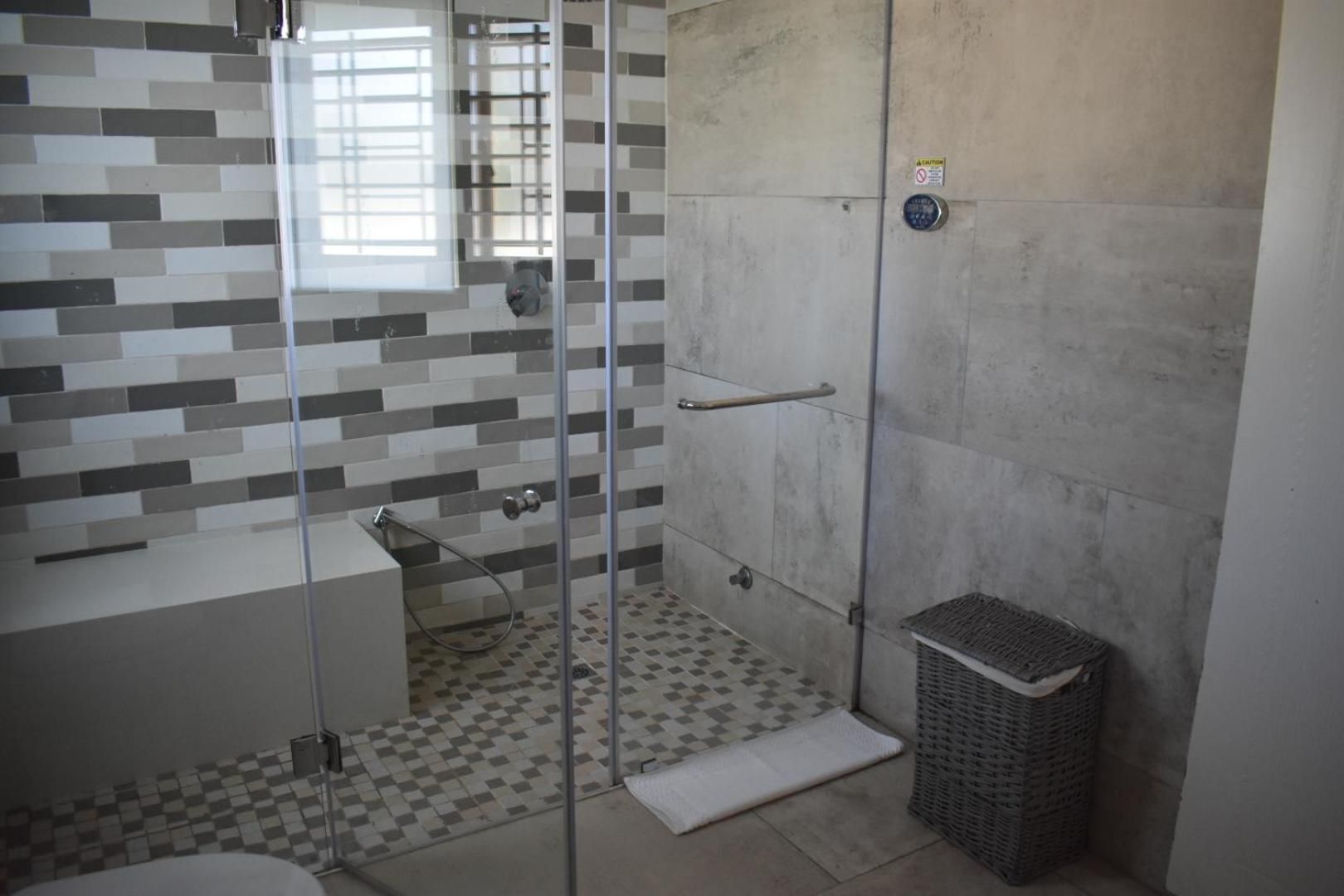 Soeteweide North B&B + Spa Deluxe Triple Room 2