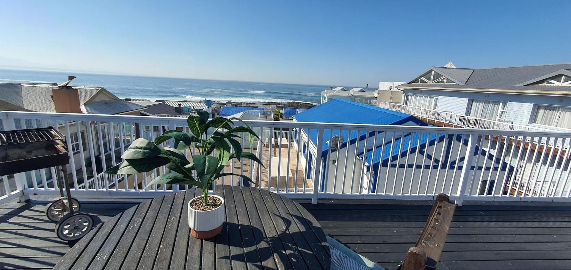 Double Room with Balcony and Sea View