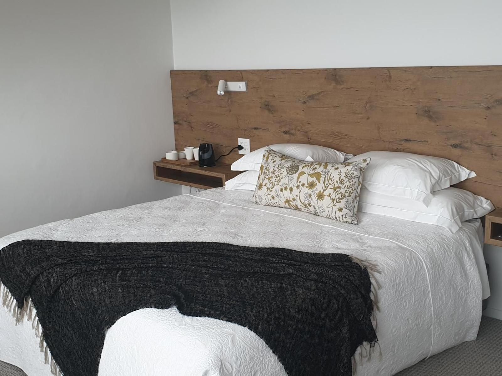 Luxury Queen Room